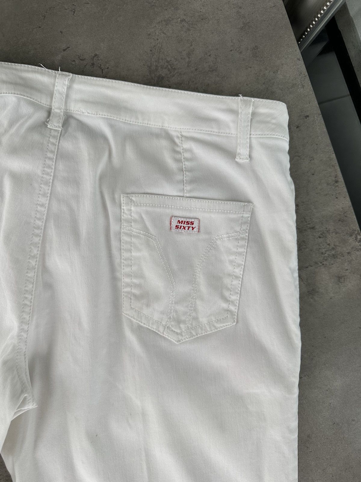 Miss Sixty Miss Sixty White Pants Size 29" - 14 Thumbnail
