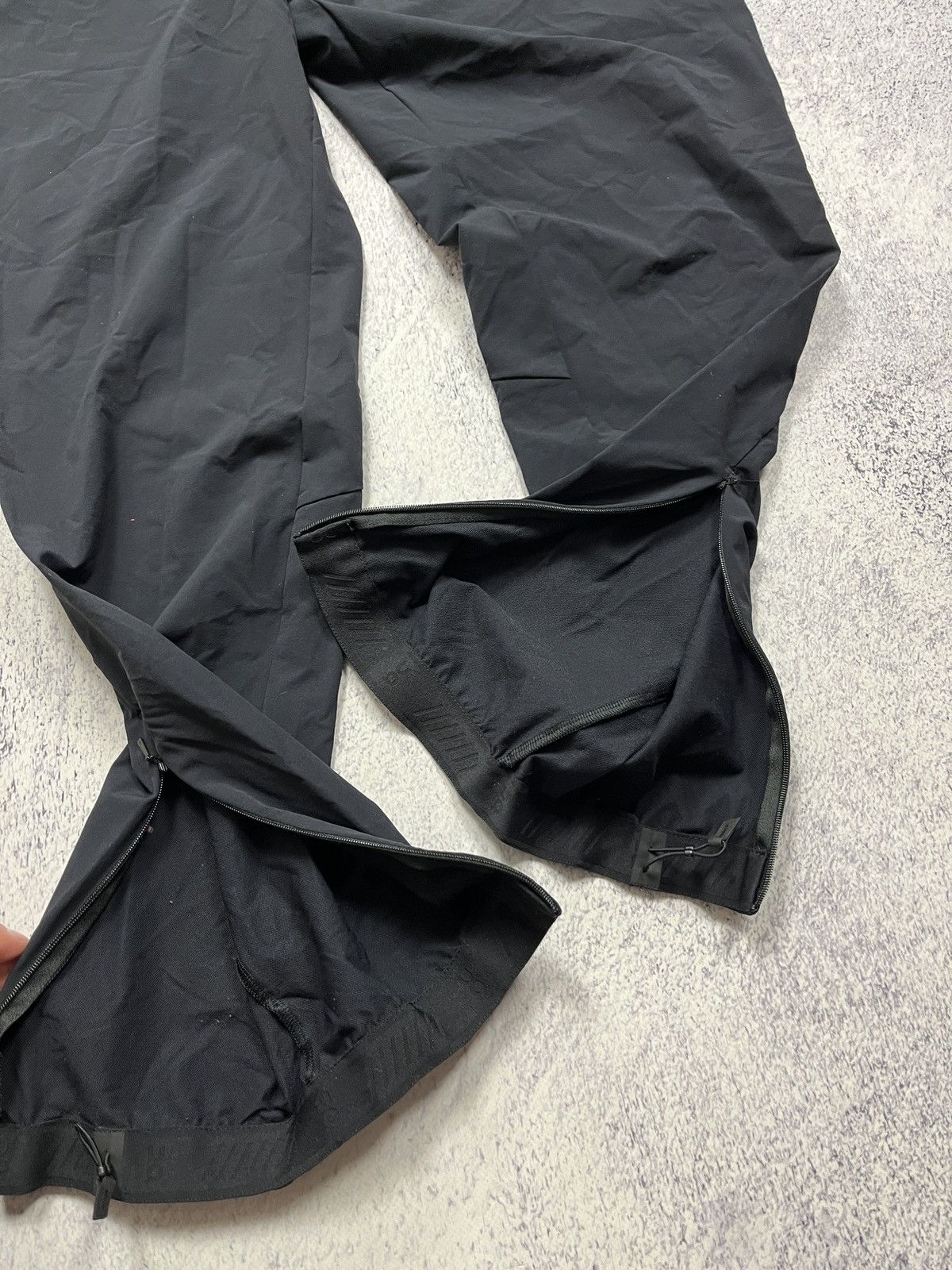 Other Run On Clouds Nylon Baggy Active Track Pants Joggers Outdoor Size US 34 / EU 50 - 7 Thumbnail