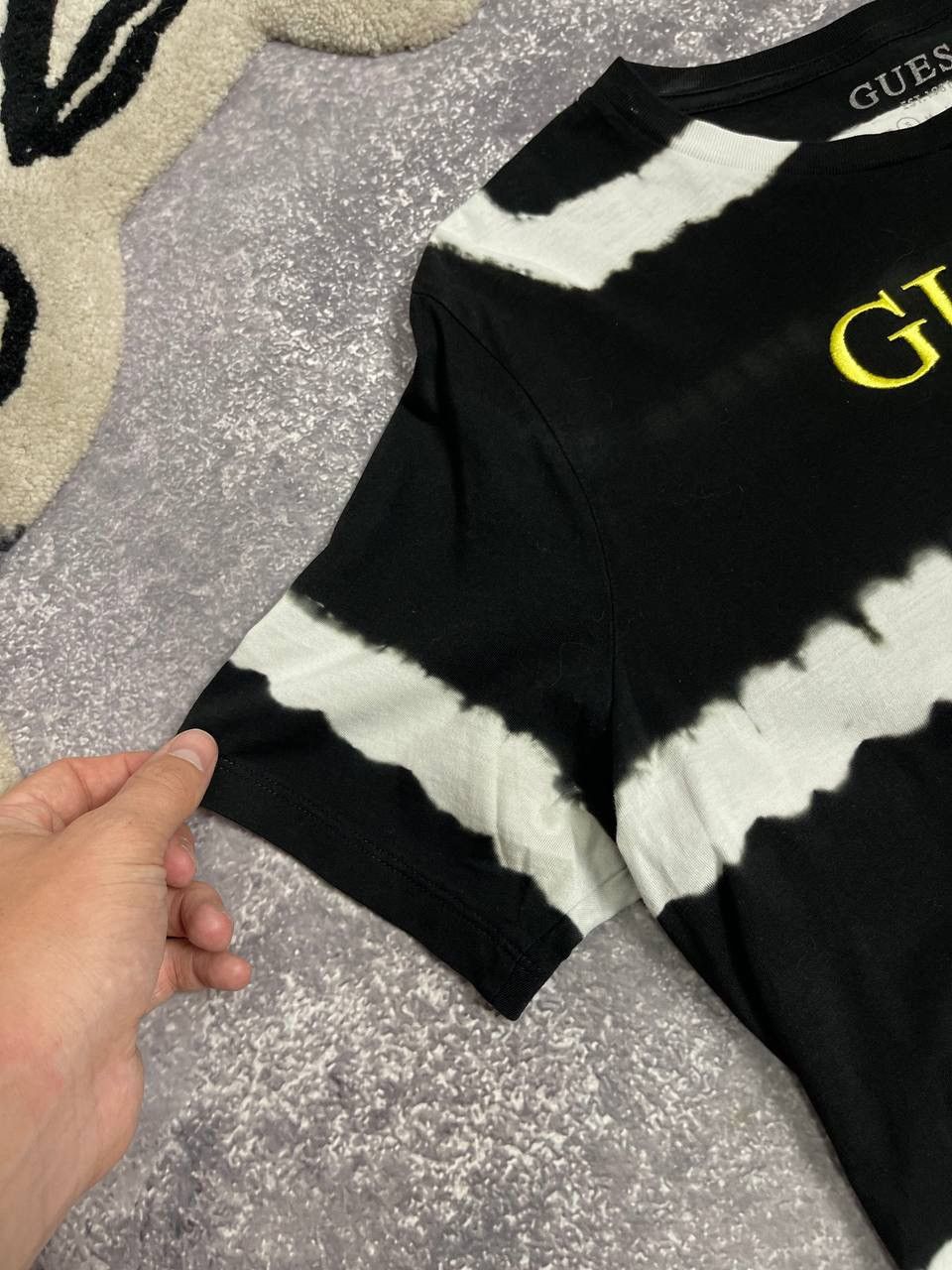 A$AP Rocky × Guess Asap Rocky Guess Tee size S Size US S / EU 44-46 / 1 - 5 Thumbnail