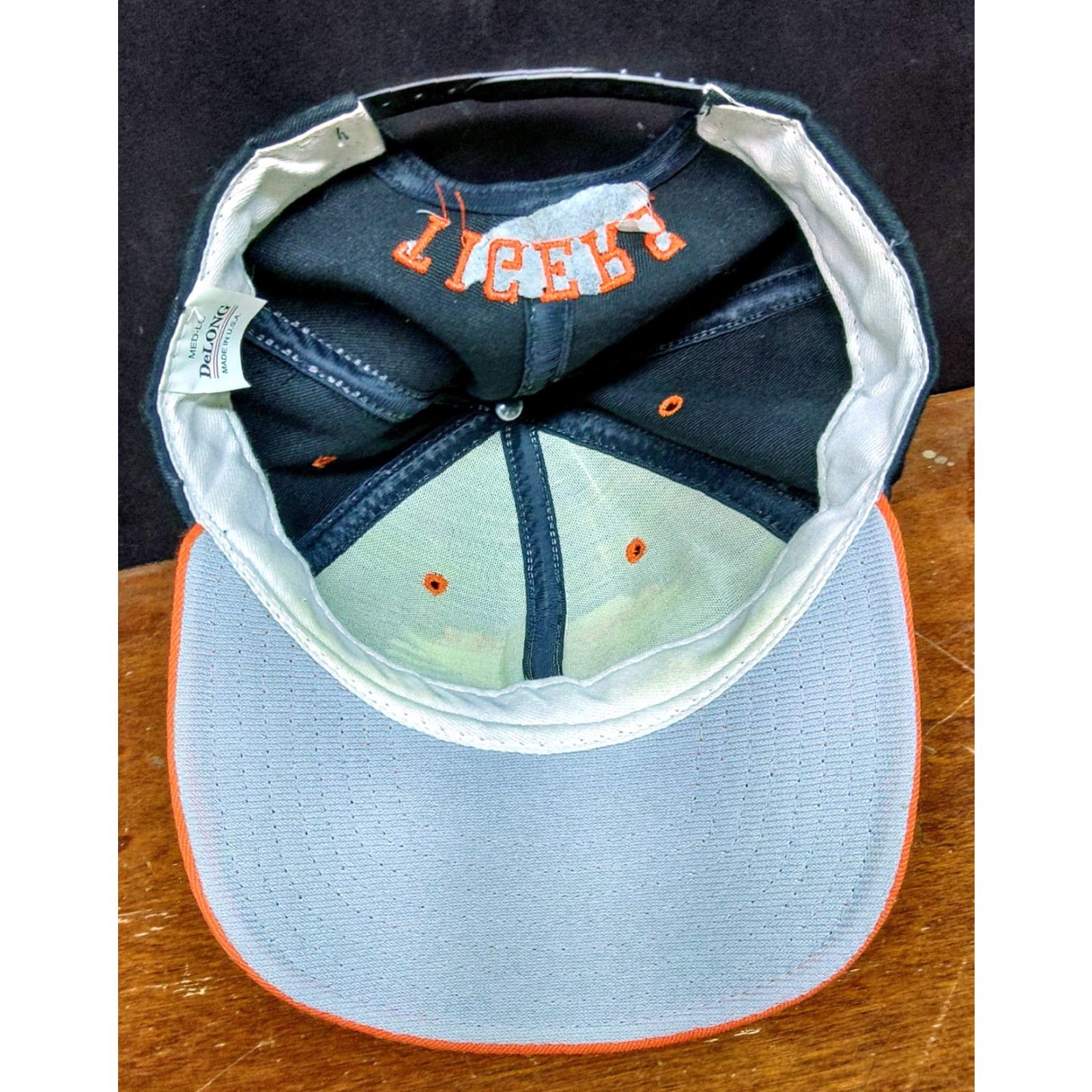 Vintage VINTAGE DeLong High School Snapback Hat Tigers Carroll Iowa 90's USA Men Black Cotton Canvas Adjustable Tiger Sports 90s Hats Size ONE SIZE - 6 Thumbnail