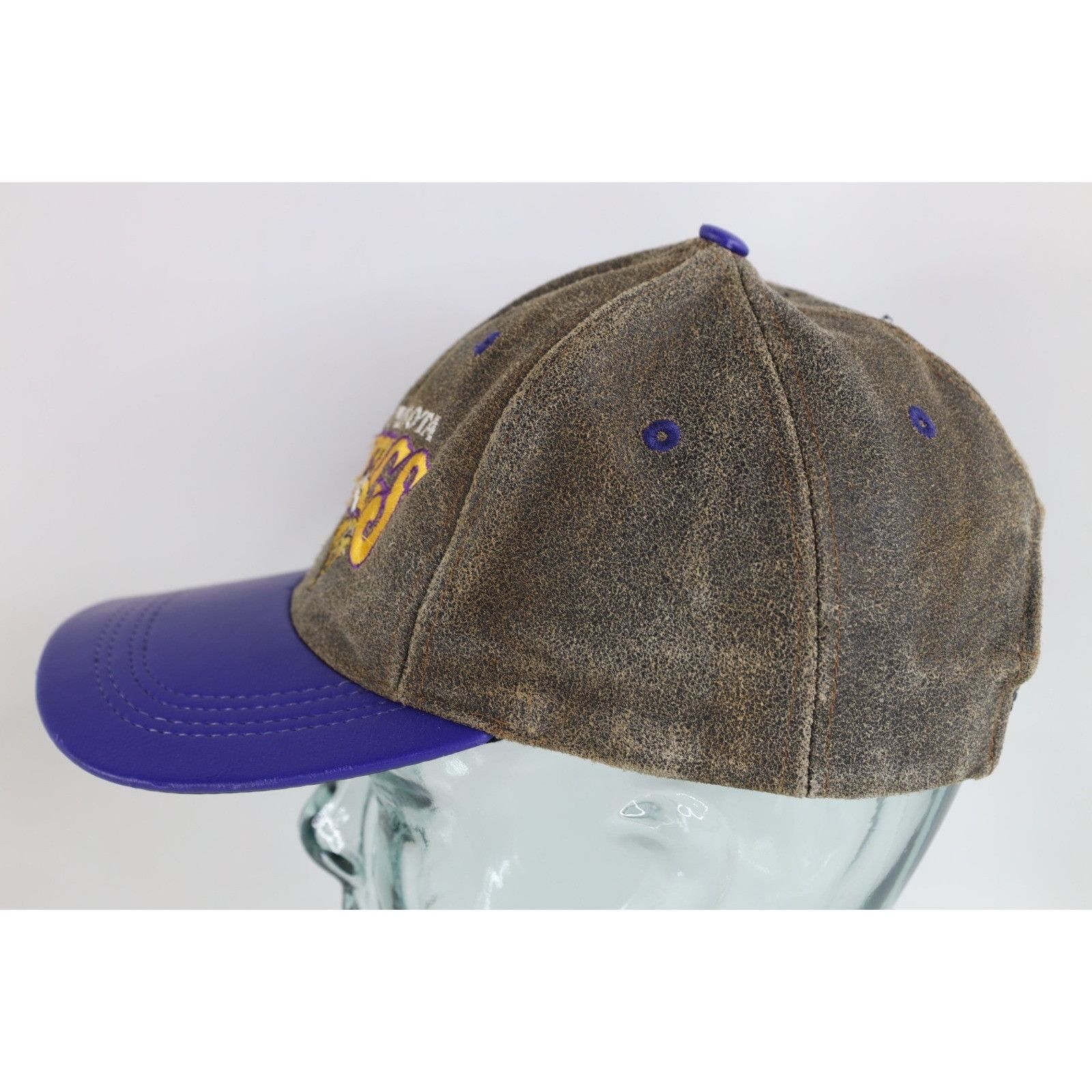 Vintage Vintage 90s Suede Leather Minnesota Vikings Football Hat Size ONE SIZE - 4 Thumbnail