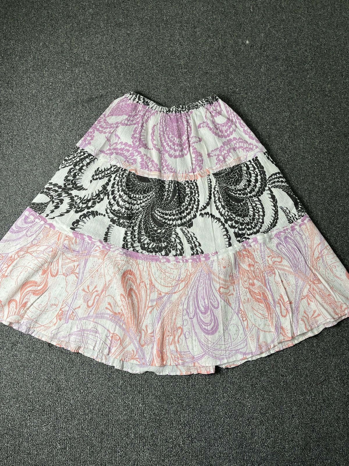 Tsumori Chisato Tsumori Chisato Issey Miyake Pleats Flower Pattern Skirt Size 32" / US 10 / IT 46 - 2 Thumbnail