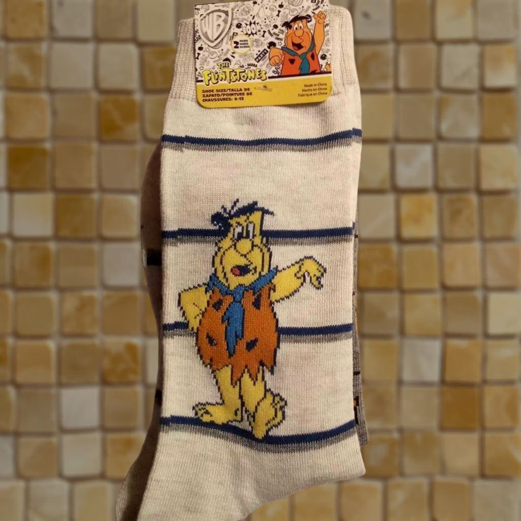 Vintage VINTAGE NEW FLINTSTONES 2 PACK OF WARNER BROTHERS NOVELTY SOCKS. SIZE 6-12 Size ONE SIZE - 1 Preview