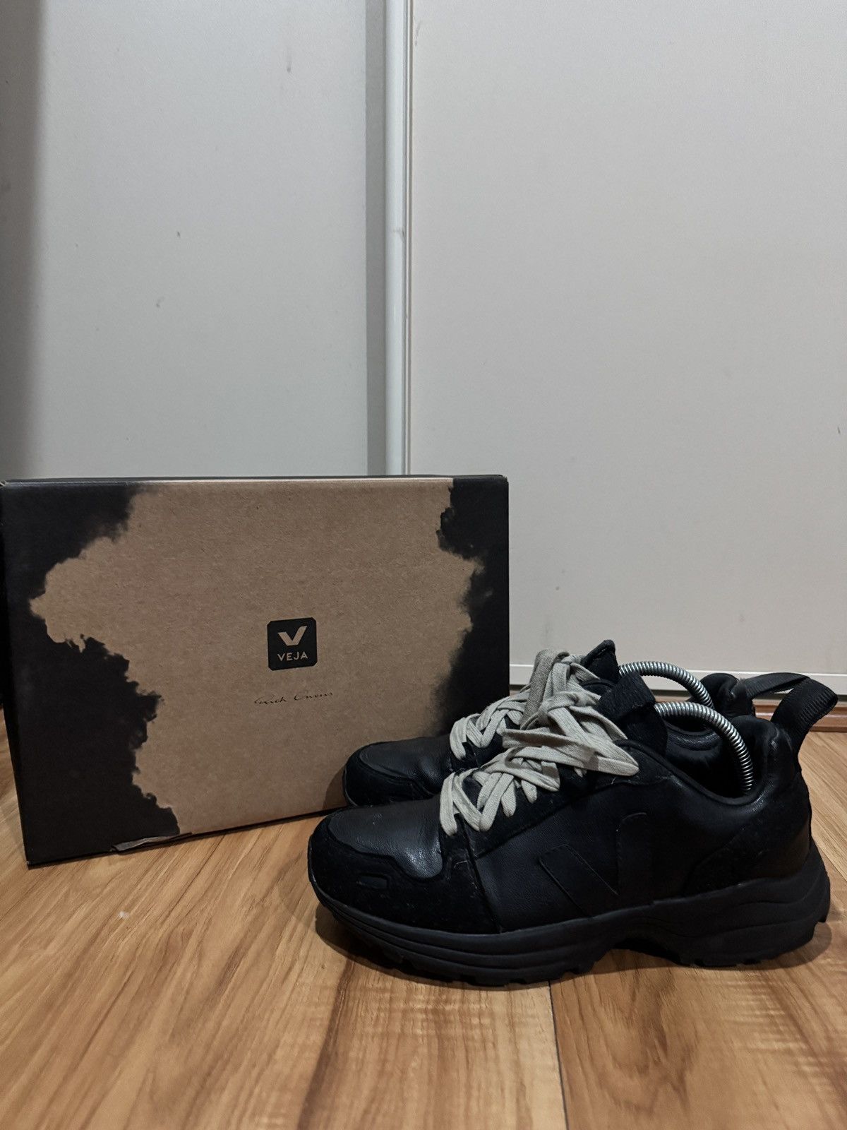 Rick Owens × Veja Veja x Rick Owens Drkshdw Hiking Megalace Low-Top sneakers Size US 8 / EU 41 - 1 Thumbnail