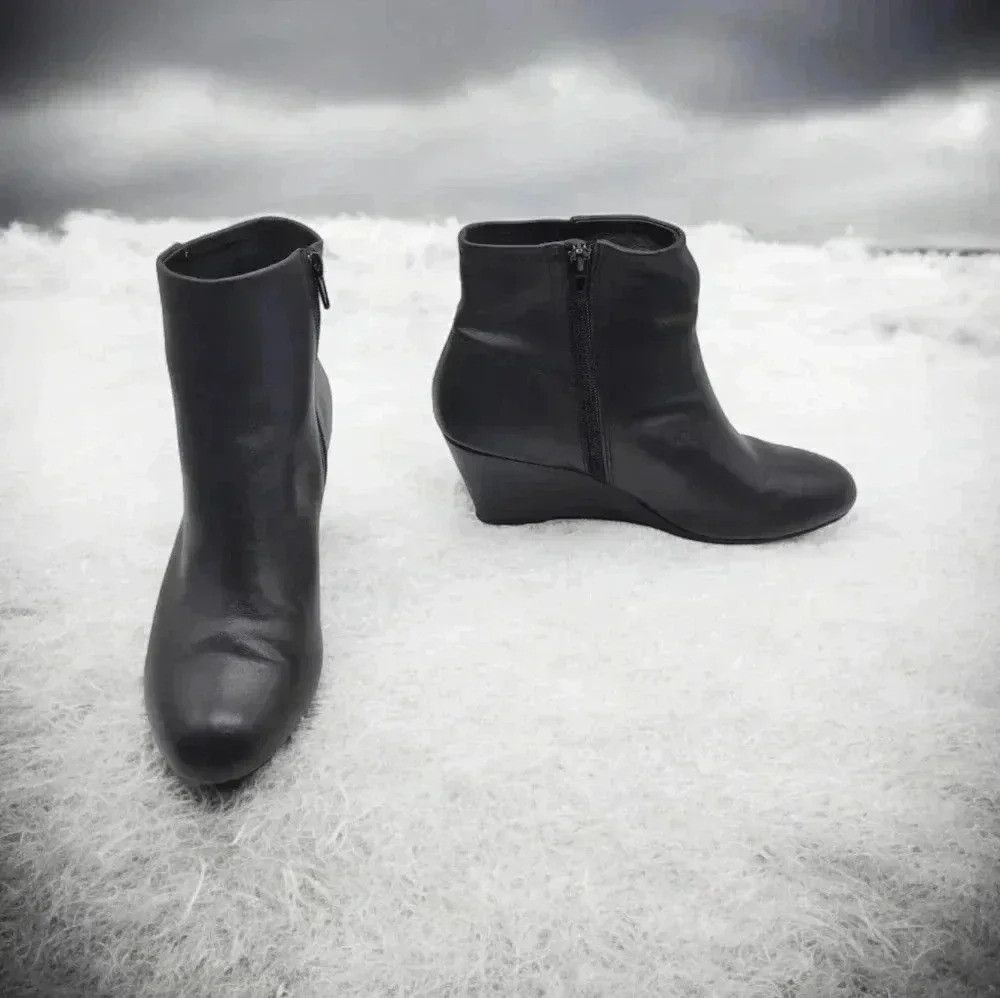Designer Kora Wedge Bootie Black Leather by André Assous sz 10 Size US 10 / IT 40 - 1 Thumbnail