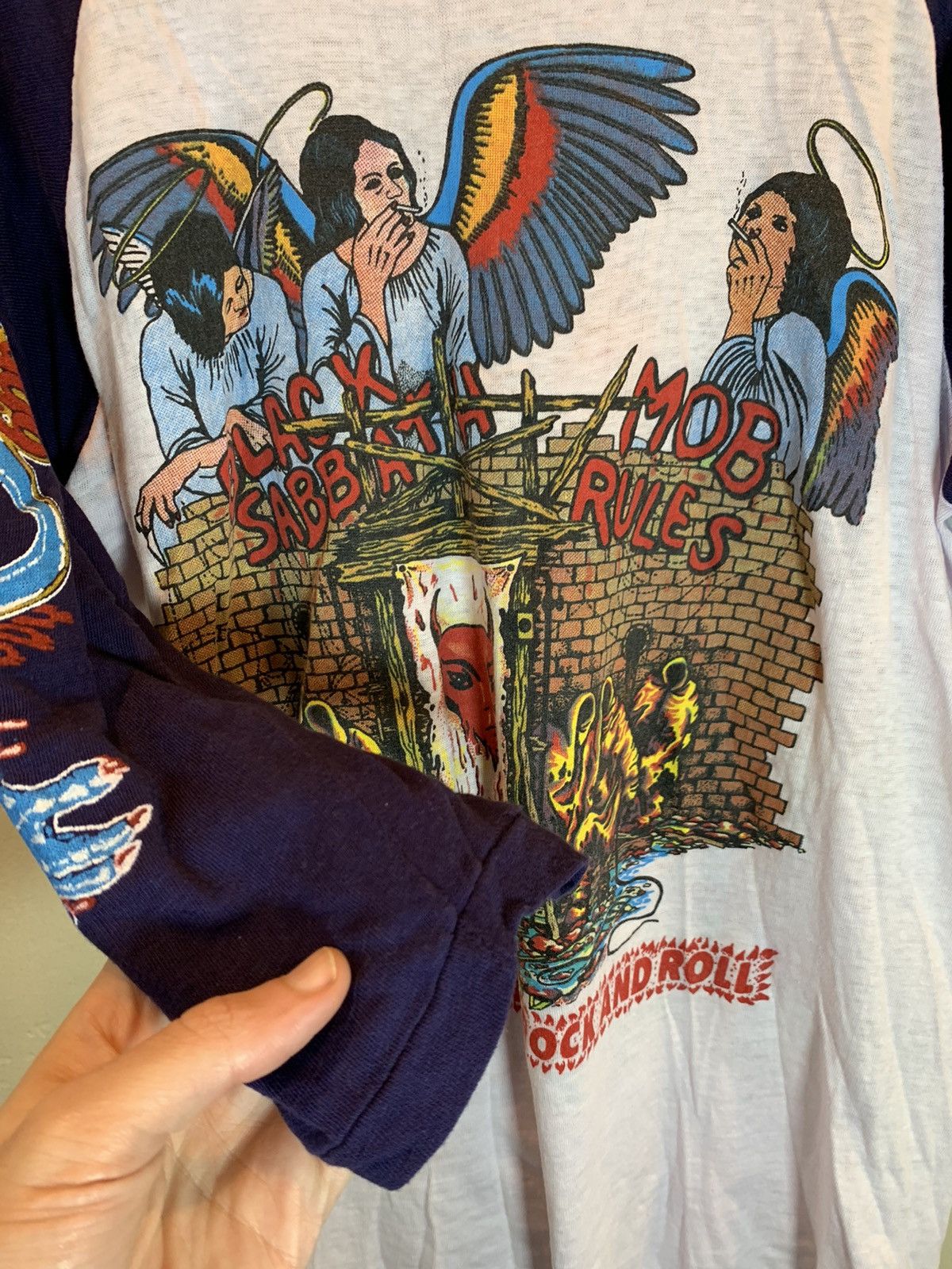 Band Tees × Black Sabbath × Vintage RARE* Vintage 1981 Black Sabbath Mob Rules Ozzy Raglan Shirt Size US L / EU 52-54 / 3 - 3 Thumbnail