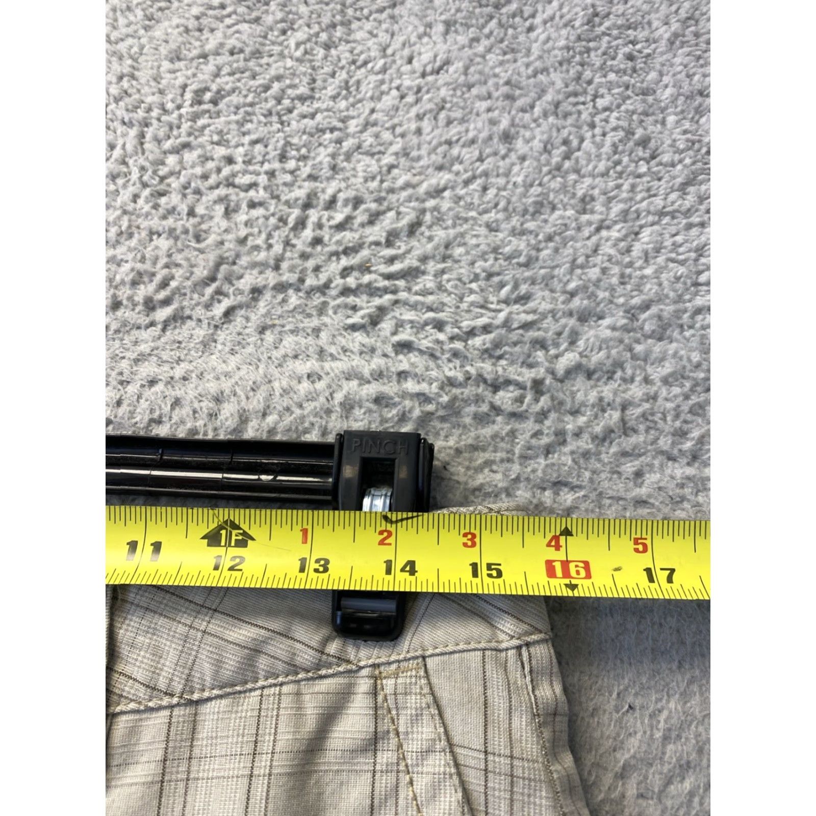 Quiksilver Quicksilver Men Shorts - Cargo Quick Dry Plaid Light Brown, 32 Inseam 9, Regular, Outdoor Sports, Casual, Zipper Closure, Pocketed, Polyester Blend Size US 32 / EU 48 - 4 Thumbnail