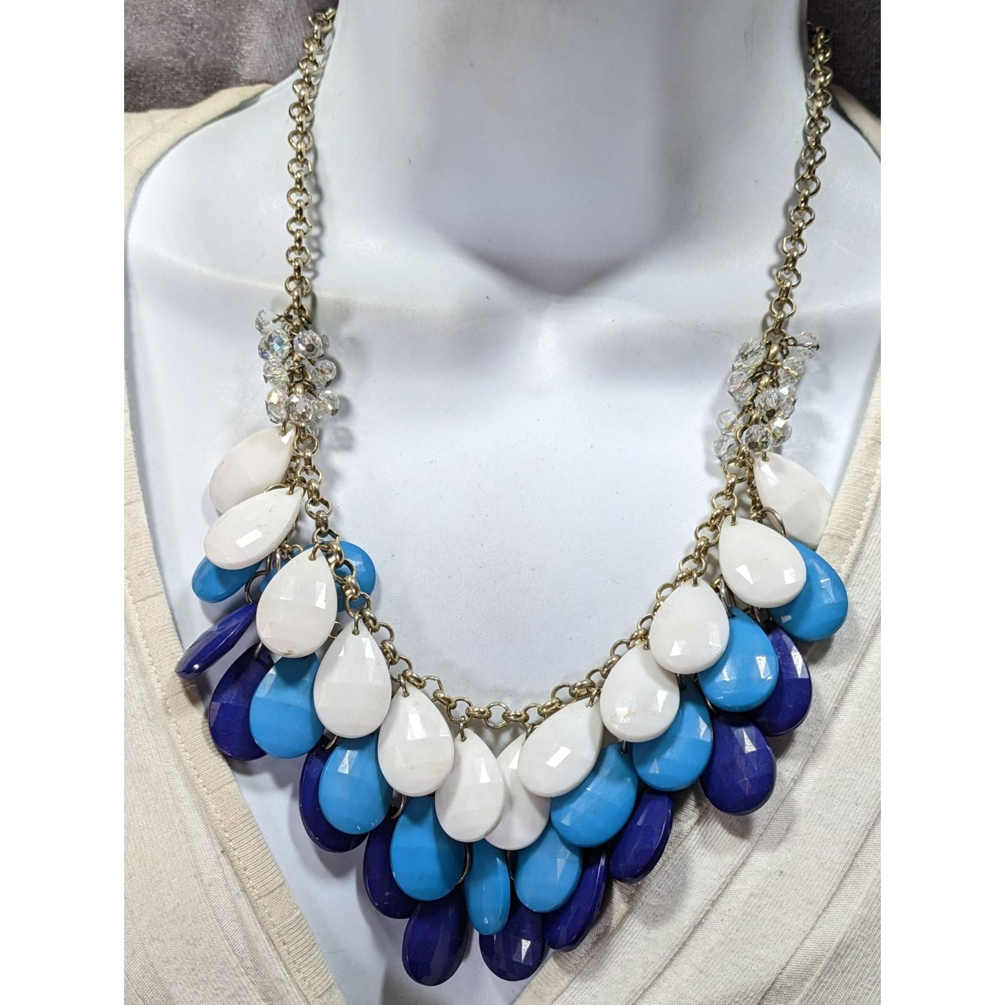 Other Layered Teardrop Statement Necklace In White Light Blue & Da Size ONE SIZE - 2 Thumbnail