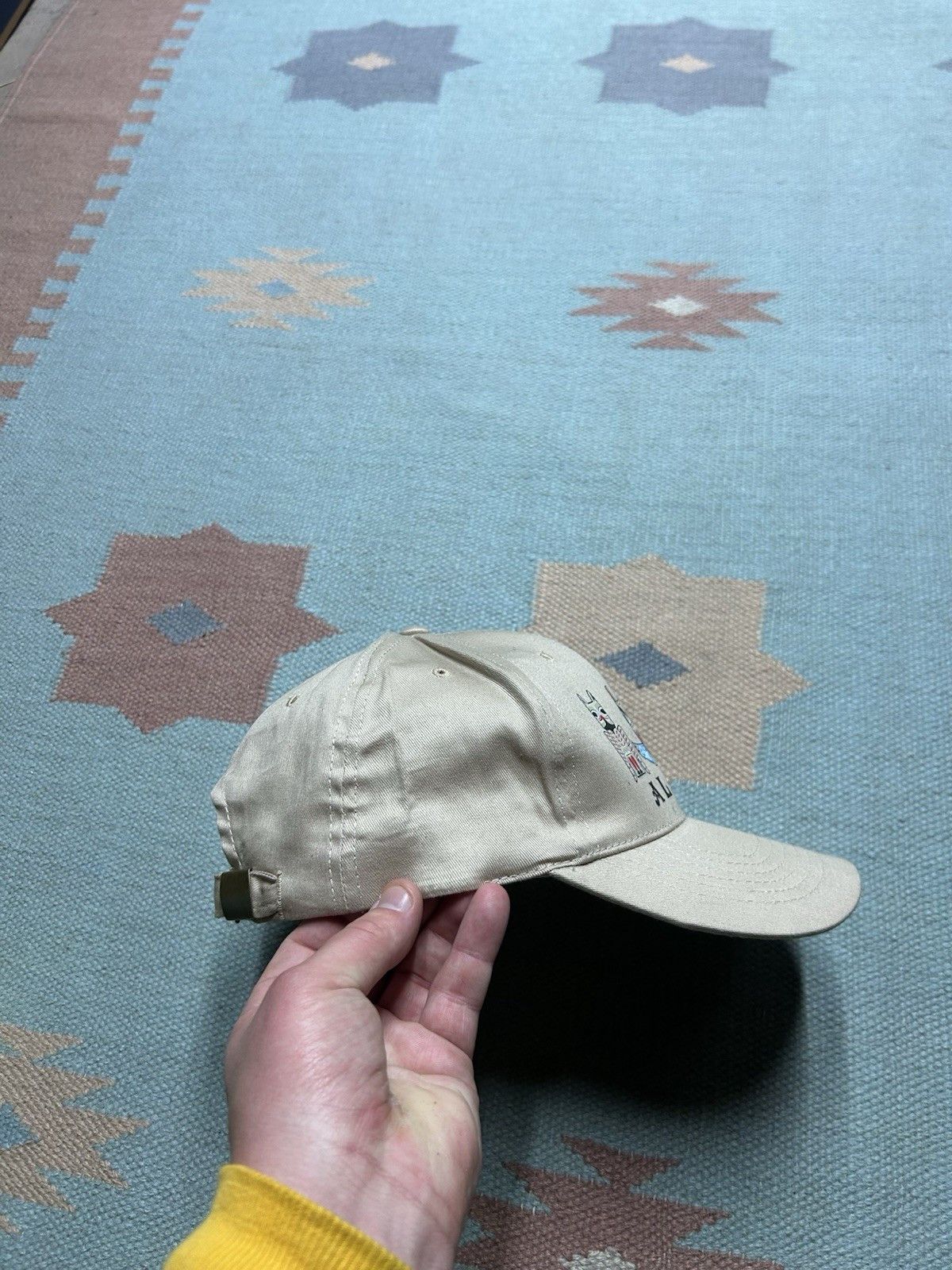 Vintage Vintage strapback hat Alaska totem kachina beige tan adult Size ONE SIZE - 9 Thumbnail