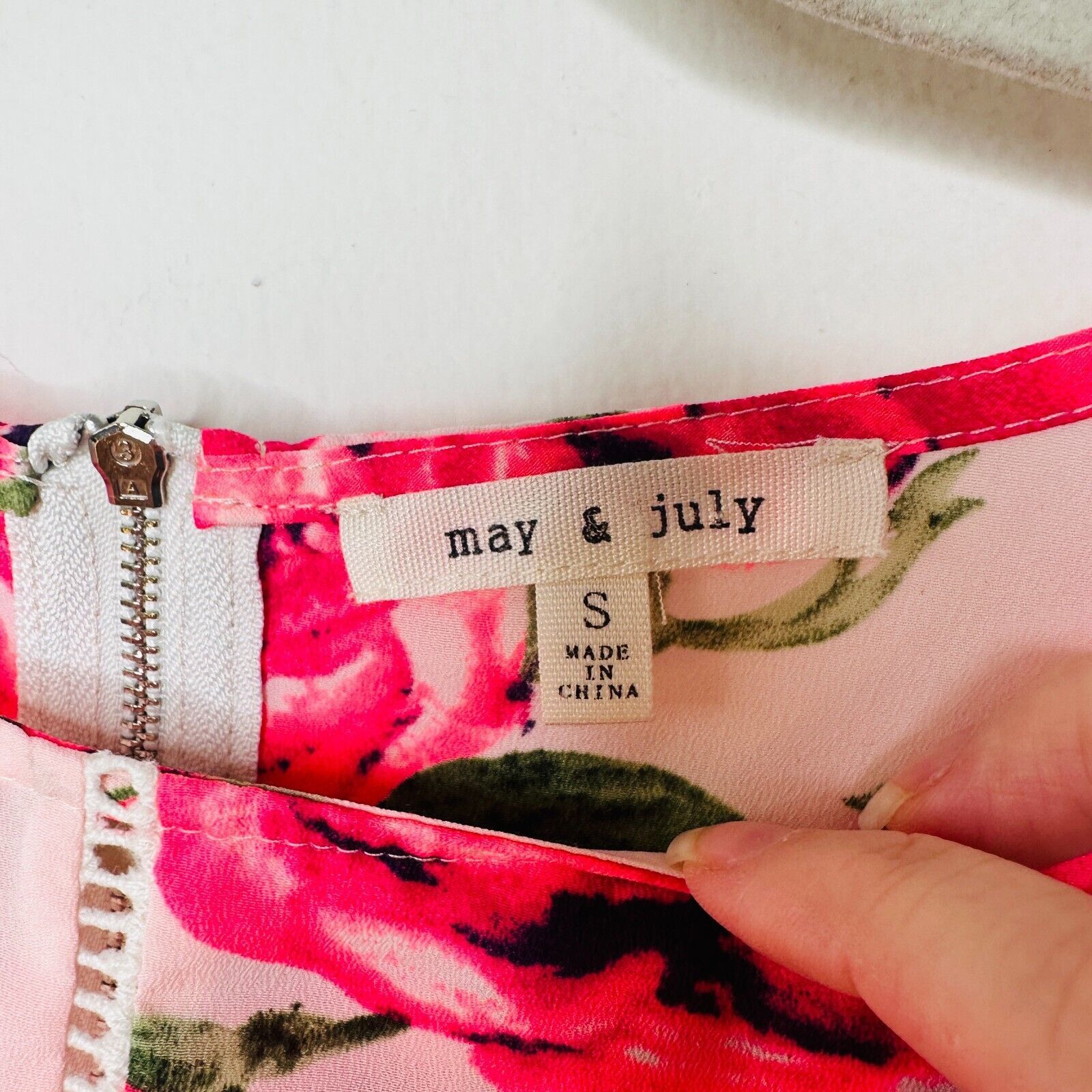 Other May & July Hot Pink & Green Floral Short Sleeve Crop Blouse Size S / US 4 / IT 40 - 4 Thumbnail