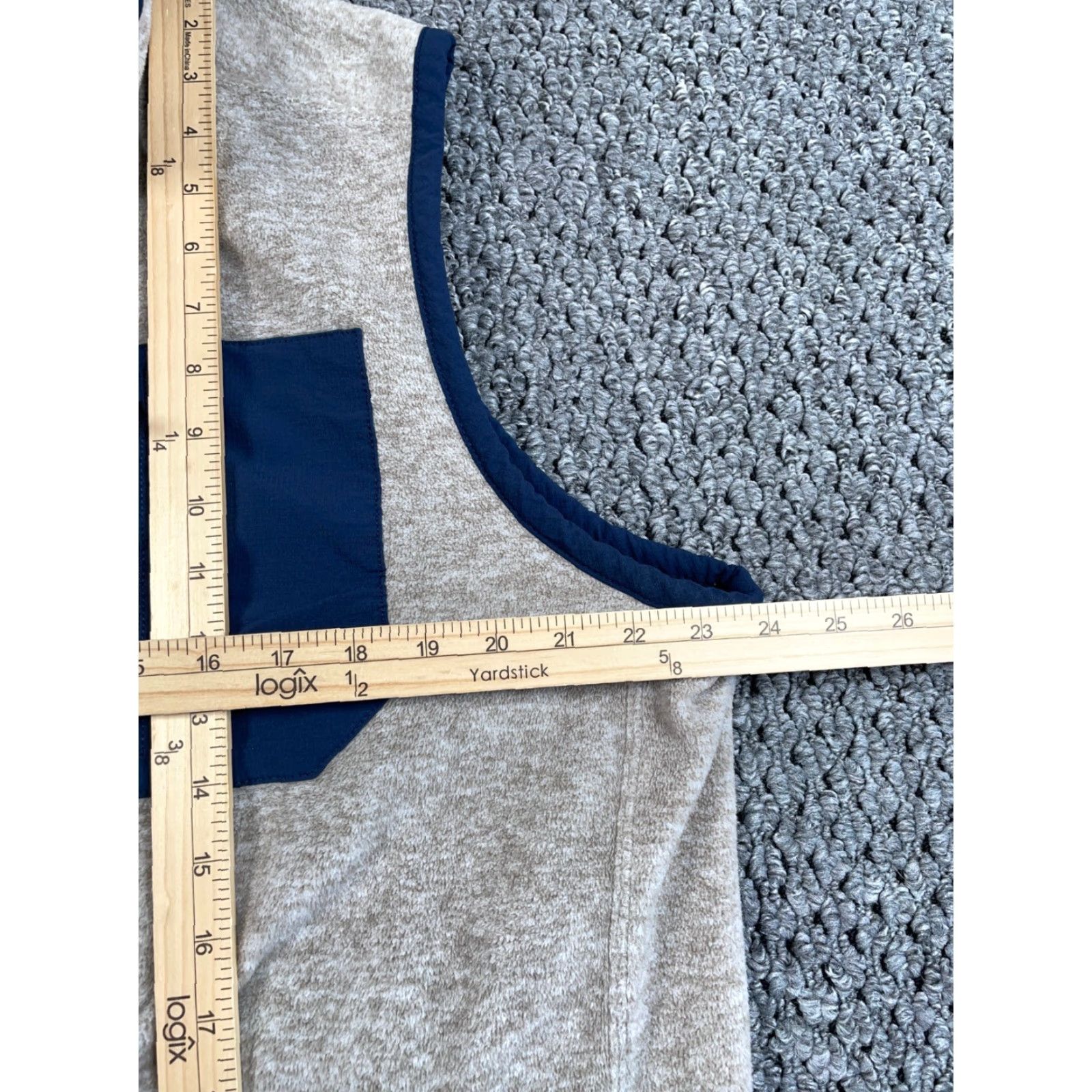Abercrombie & Fitch Abercrombie & Fitch Zip Fleece Vest XL Beige Dark Blue Outdoor Hiking Size US XL / EU 56 / 4 - 6 Thumbnail