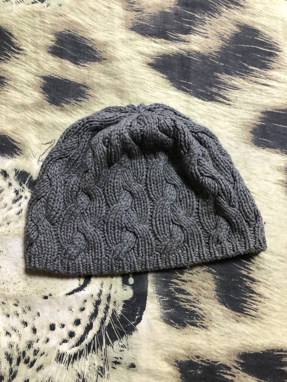 Ugg UGG Australia Knit Cap Beanie Hat Logo Patch Size ONE SIZE - 8 Thumbnail