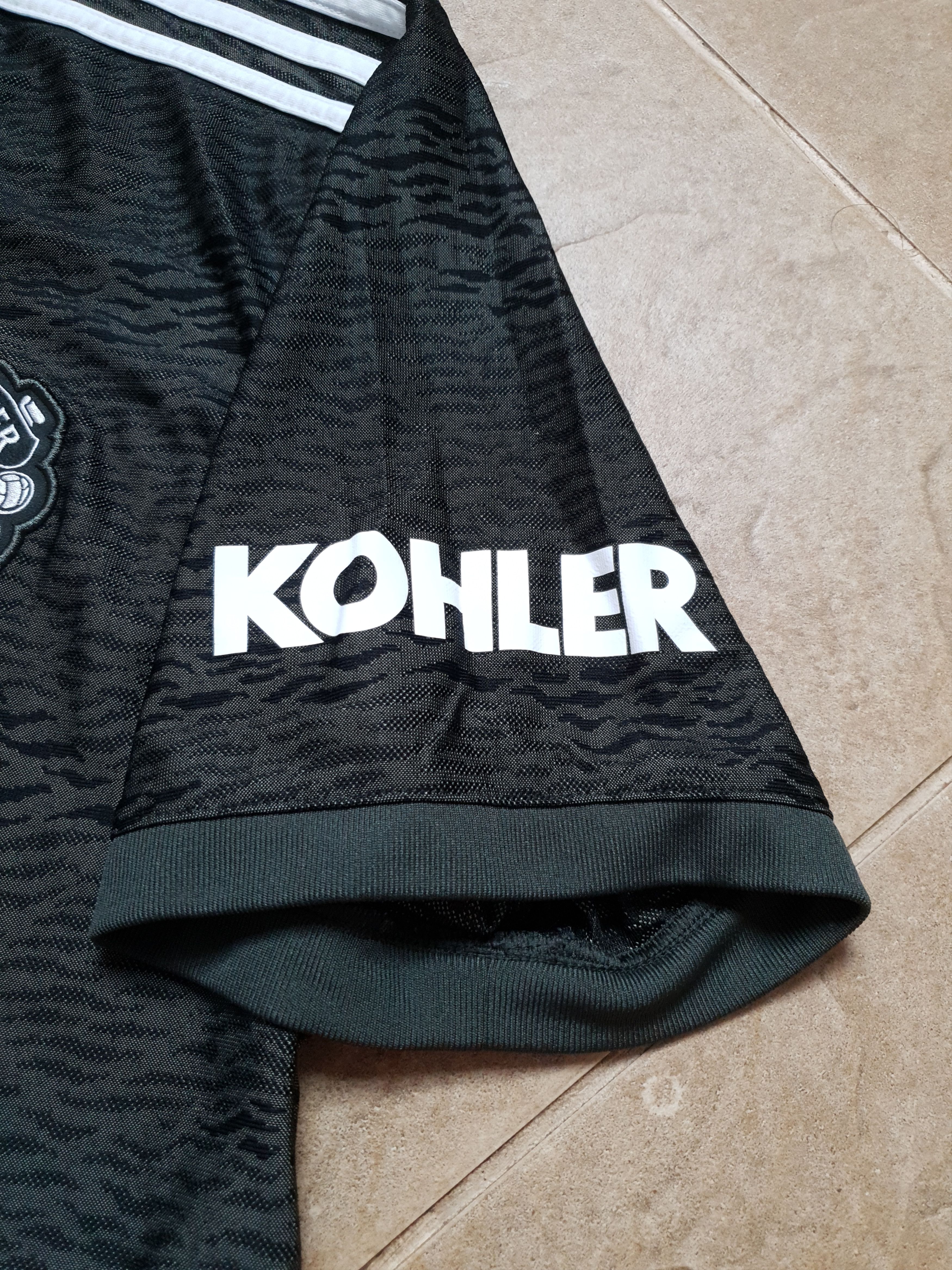 Adidas FC Manchester United size L Adidas football jersey 20/21 Size US L / EU 52-54 / 3 - 7 Thumbnail