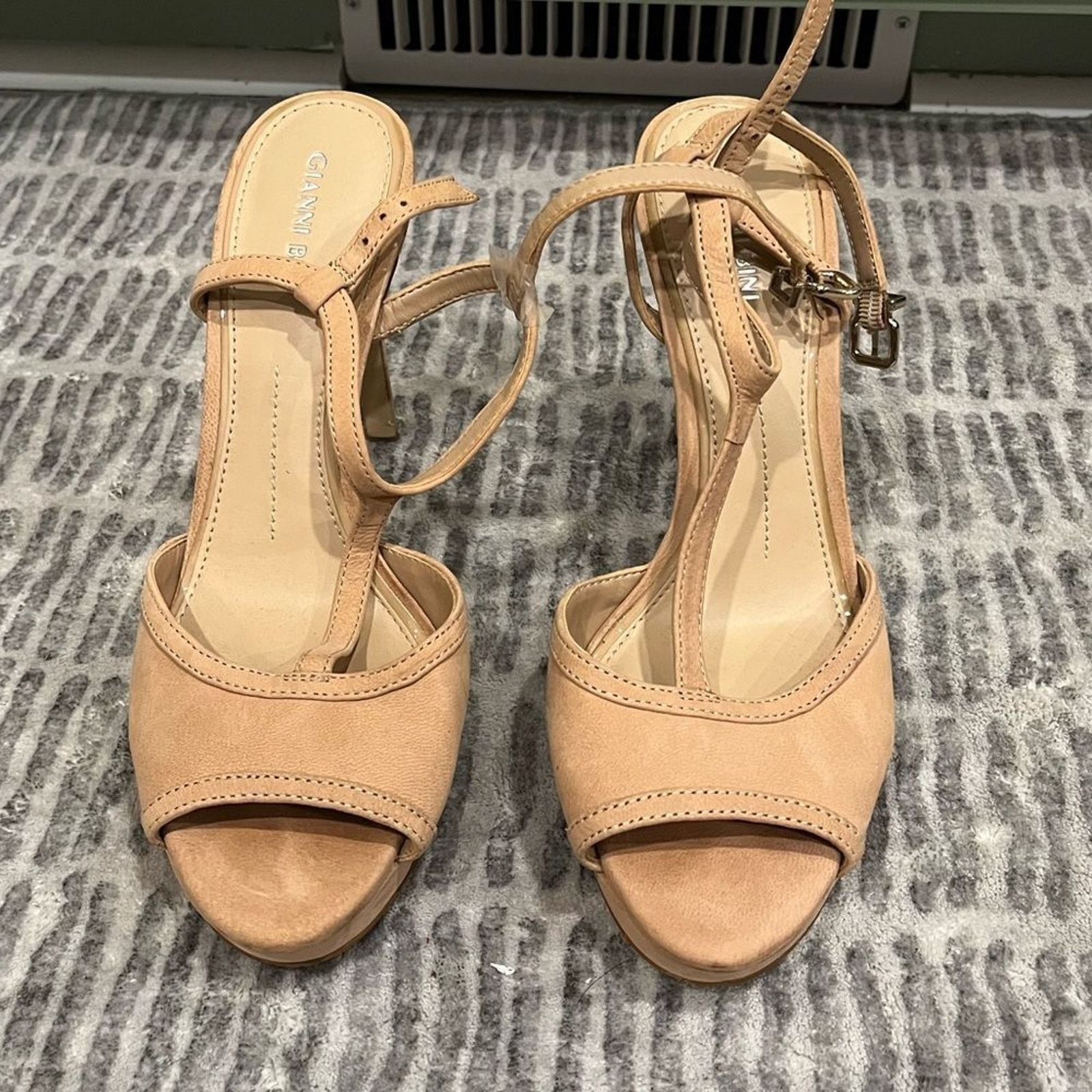 Gianni Valentino Gianni Bini Platform Stiletto High Heels Leather Beige 9.5 Size US 9.5 / IT 39.5 - 1 Thumbnail
