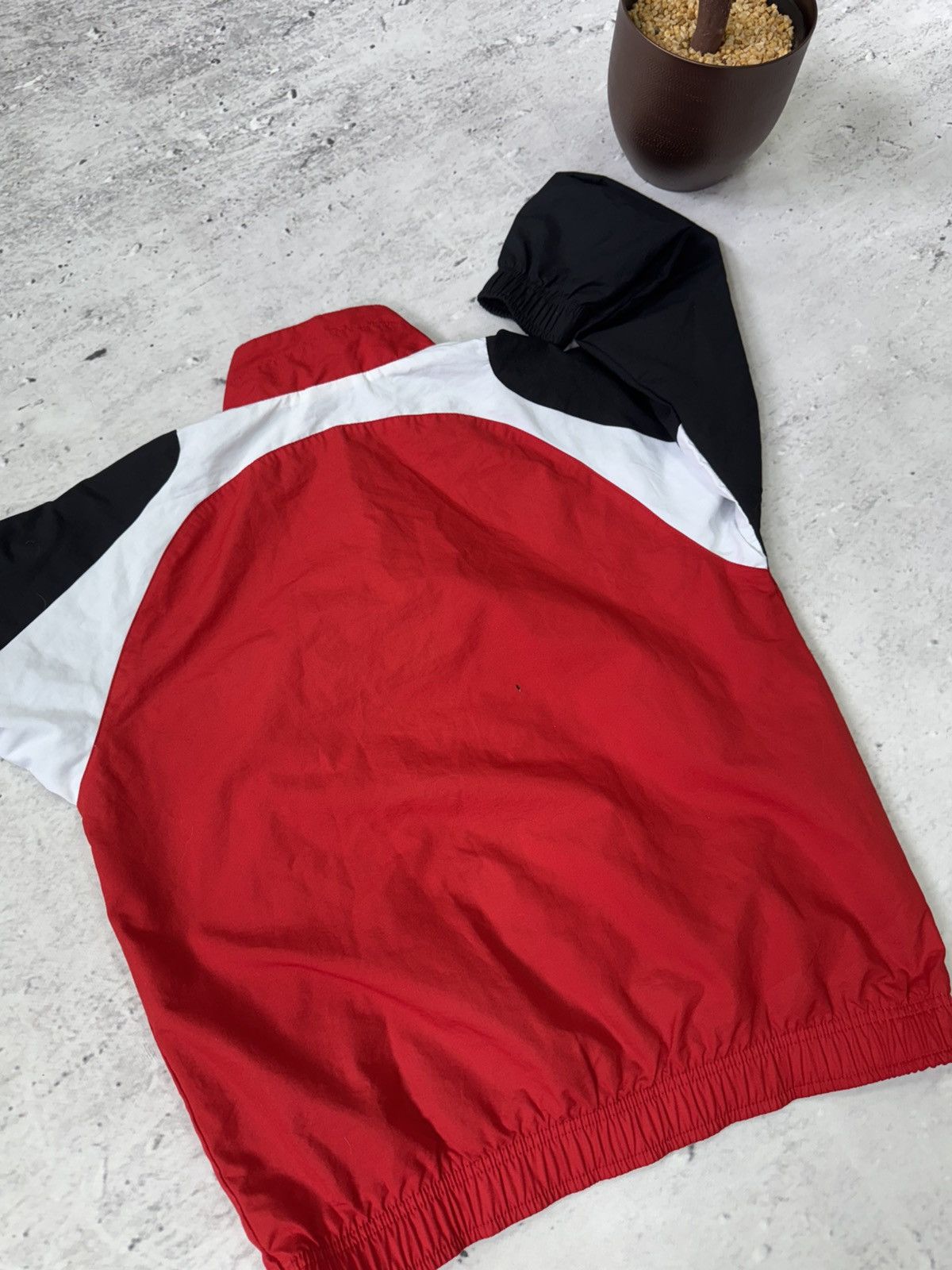 Nike × Vintage NIKE TN PLUS VINTAGE BASIC LOGO OVERSIZE BAGGY LIGHT JACKET Size US S / EU 44-46 / 1 - 8 Thumbnail
