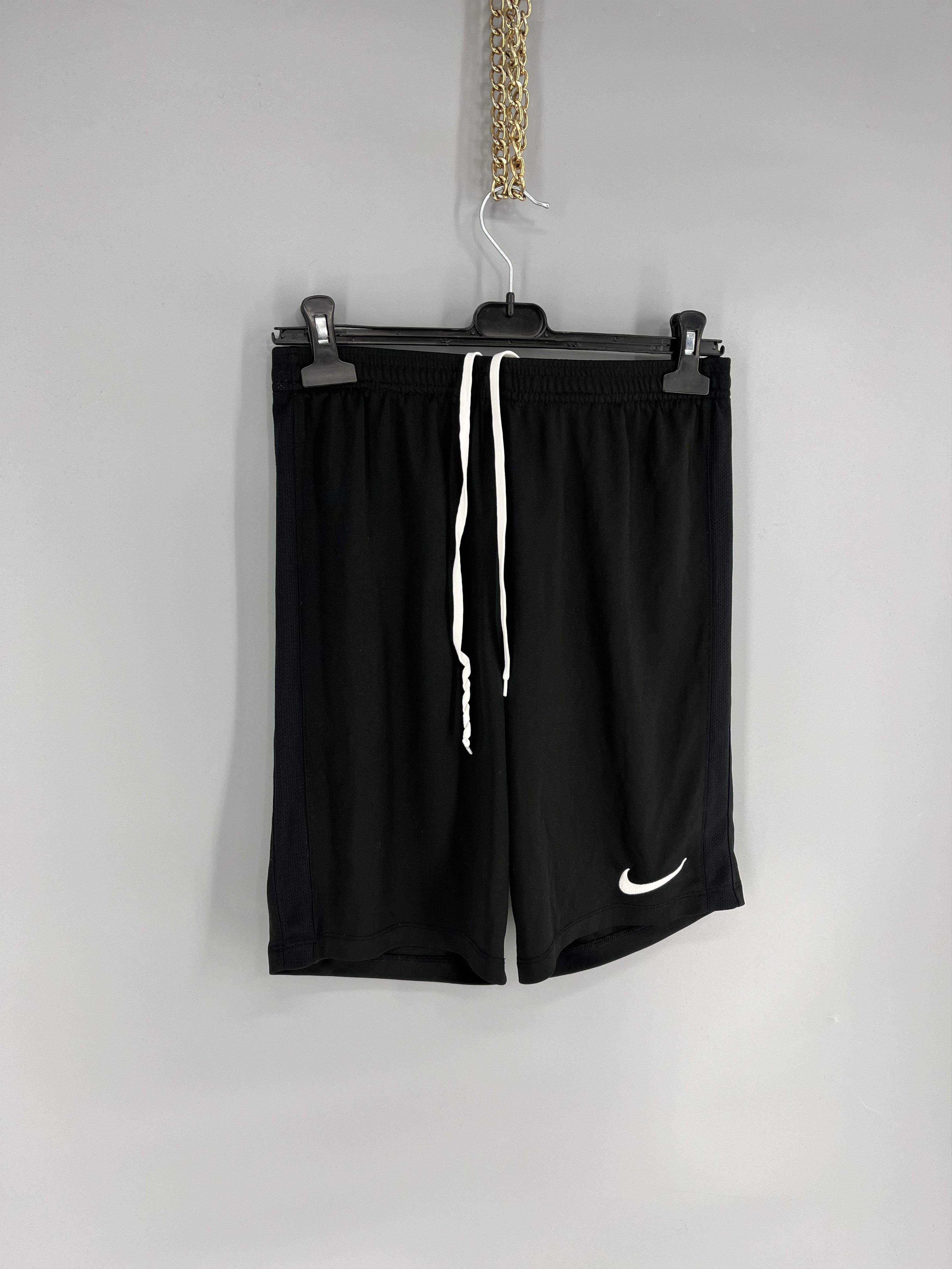 Nike Vintage Nike Swoosh Logo Shorts Travis Style Dri-Fit Size US 32 / EU 48 - 2 Thumbnail
