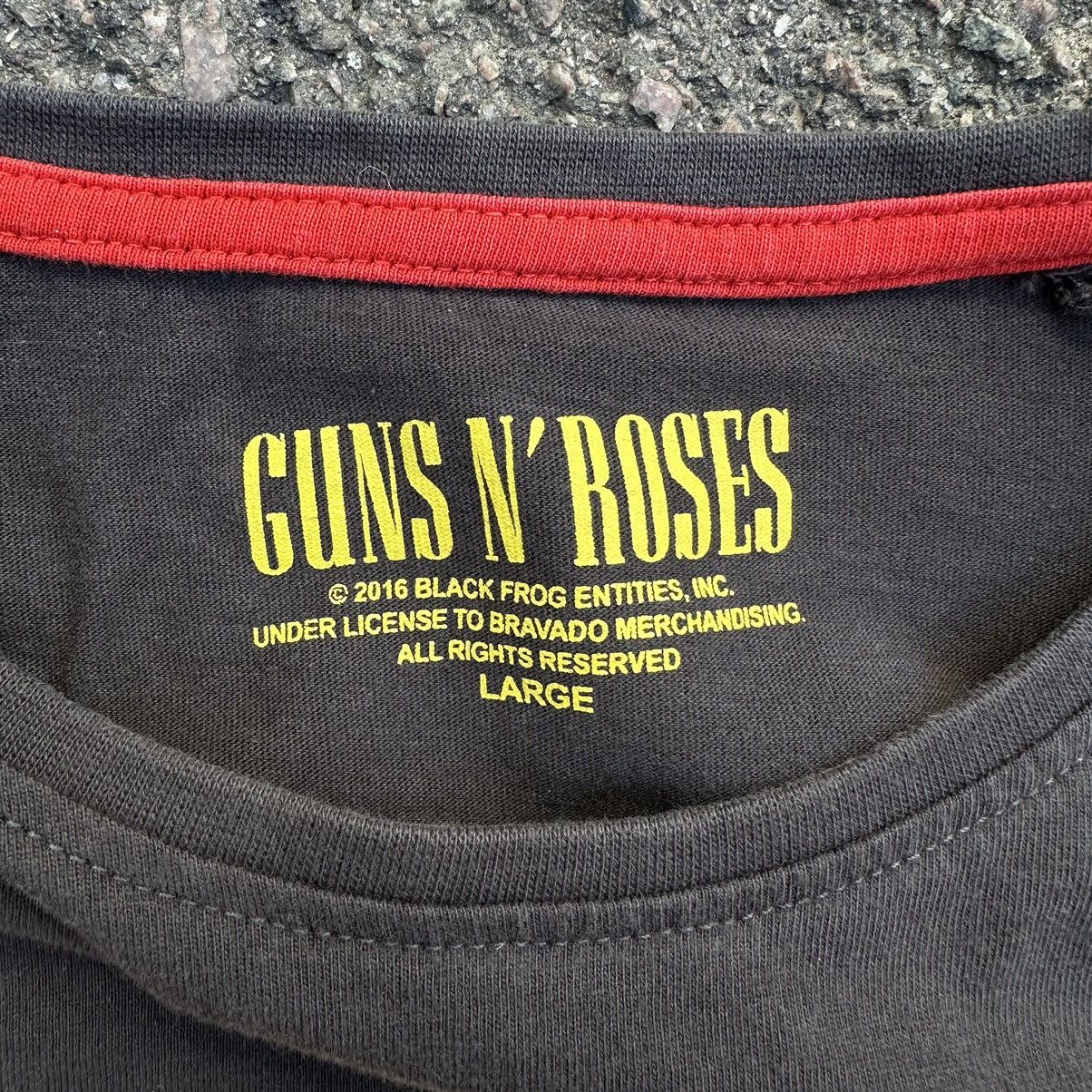 Band Tees × Guns N' Roses Vintage Guns N Roses T-shirts Rock Tee Band 90s Y2K Style Size US L / EU 52-54 / 3 - 6 Thumbnail