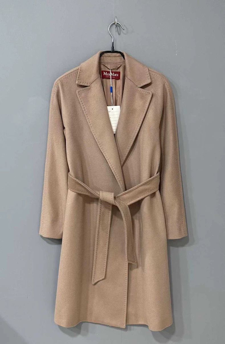 Max Mara Max Mara Mid-length camel coat Size M / US 6-8 / IT 42-44 - 1 Thumbnail