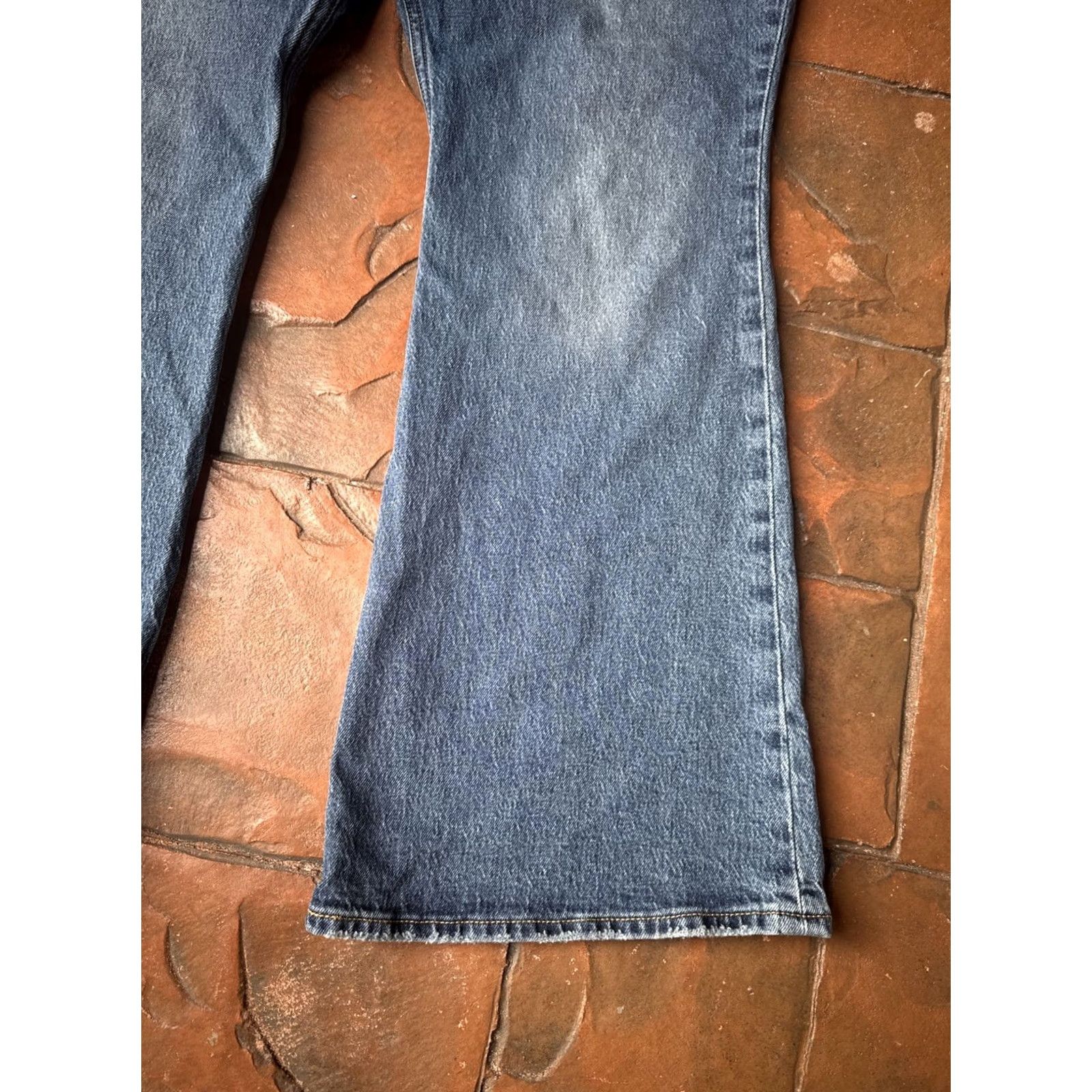 Levi's VINTAGE Levi's 70's High Flare Jeans Womens 34x30 Blue Denim Distressed Size 24" / US 00 / IT 34 - 7 Thumbnail