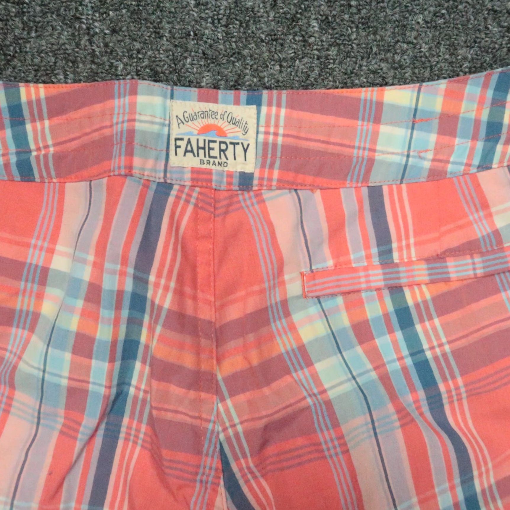 Faherty Faherty Boardshorts Mens 28 Red Plaid Classic Swim Drawstring Pocket Bottom Size ONE SIZE - 4 Thumbnail