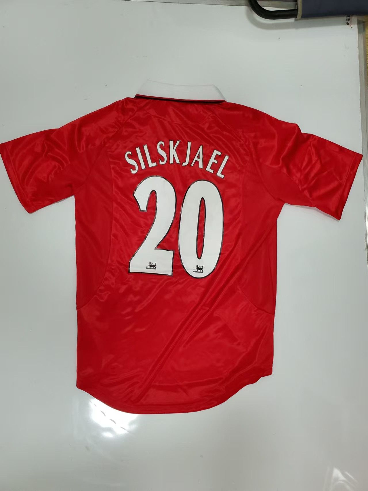 Other 1999 2000 MUFC #20 Solskjaer Jersey Size US XL / EU 56 / 4 - 2 Thumbnail
