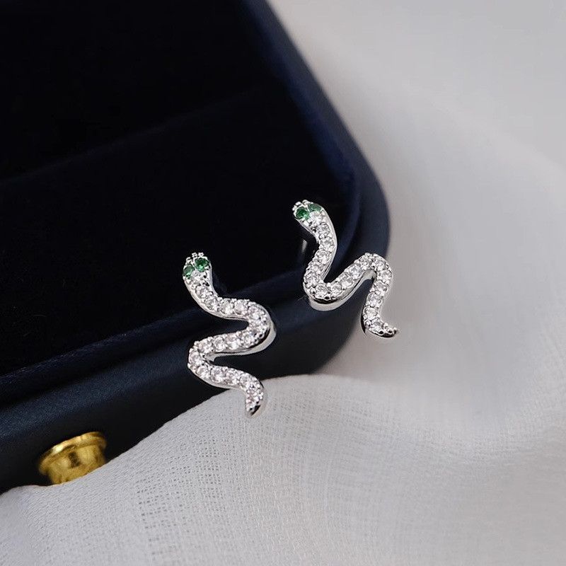 Jewelry Snake Crazy Earrings One Pairs Chrome Jewelry Size ONE SIZE - 6 Thumbnail
