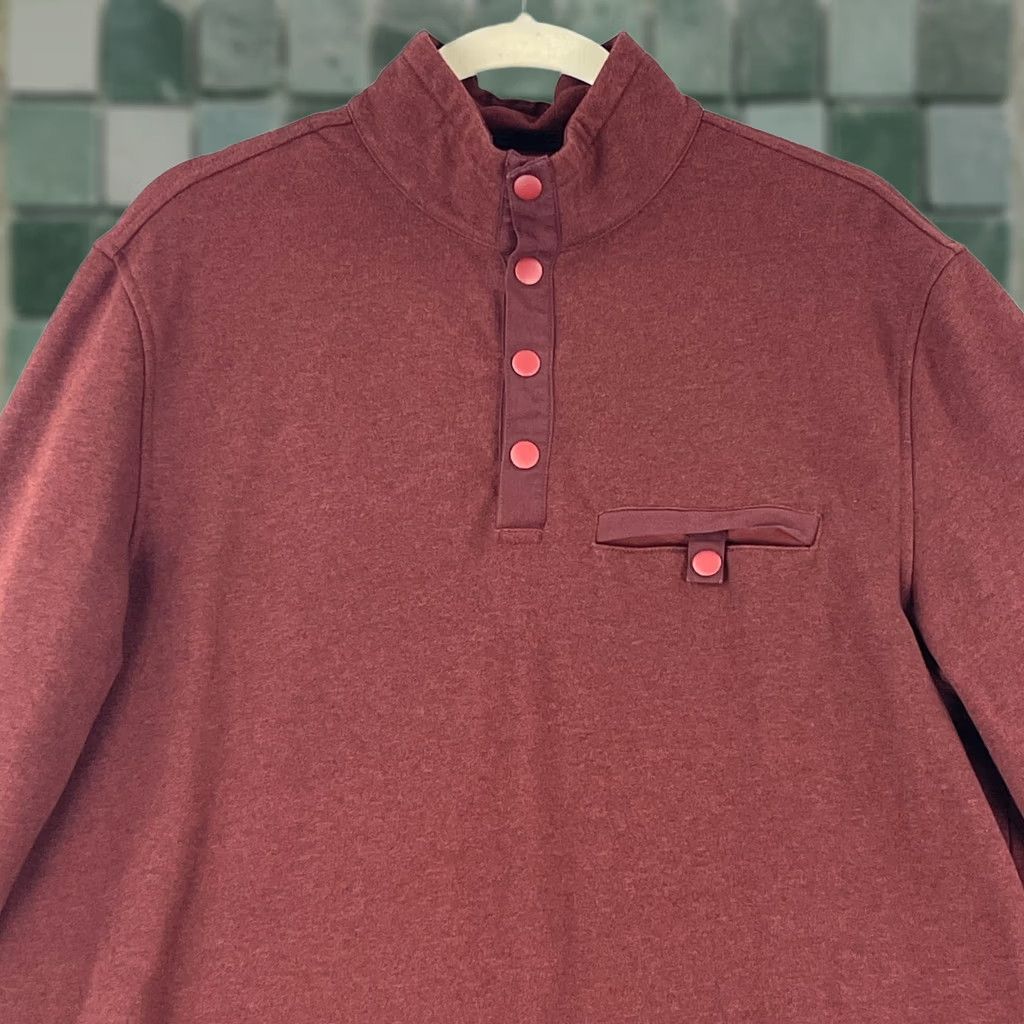 UNTUCKit UNTUCKit Sweater Mens Large Brick Red Long Sleeve Pullover Fleece Snap Mock Neck Shirt Size US L / EU 52-54 / 3 - 1 Thumbnail