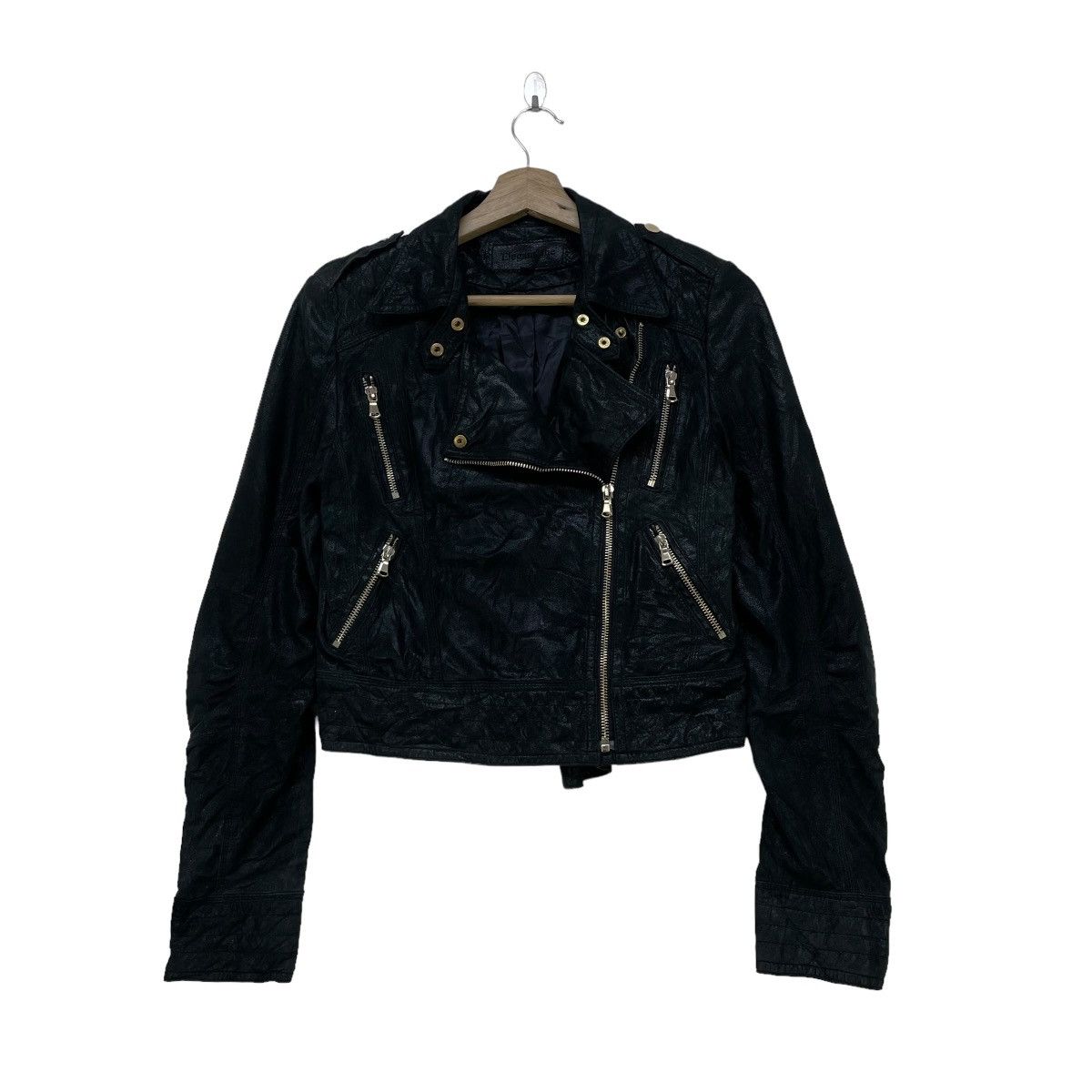 Japanese Brand Japanese Brand Elegant She Leather Double Collar Shining Size M / US 6-8 / IT 42-44 - 1 Thumbnail