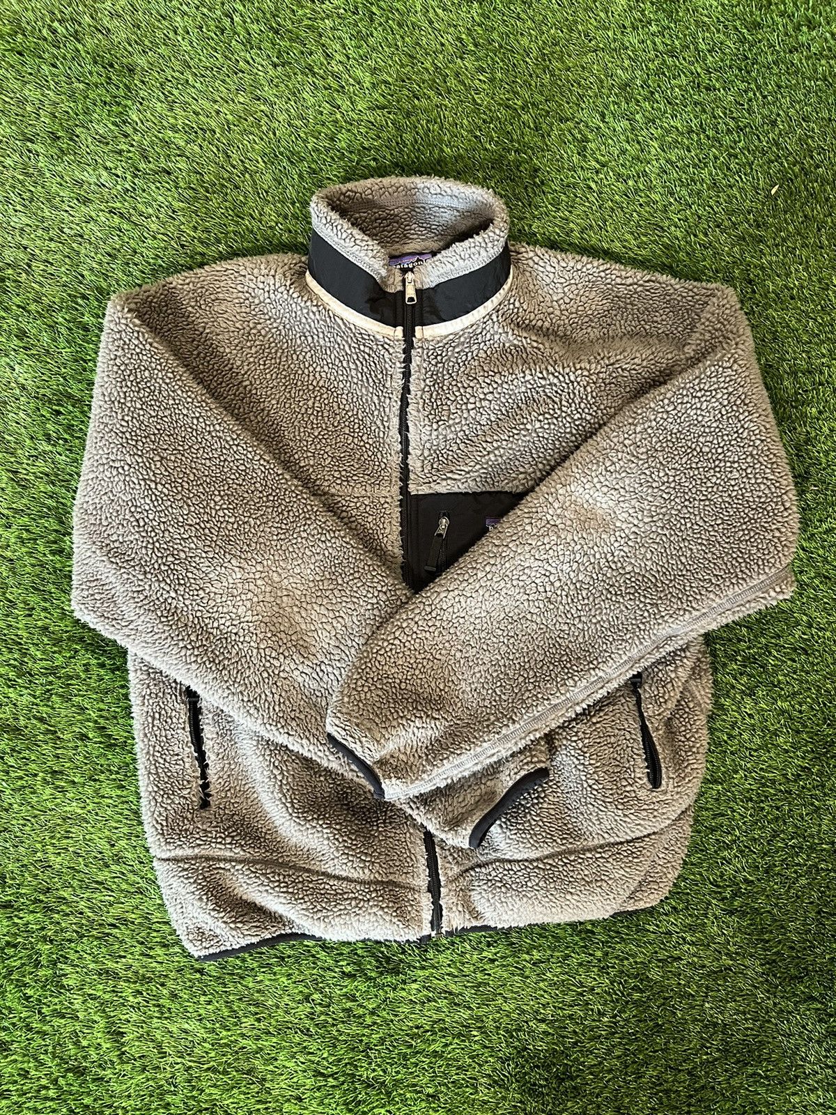 image of Patagonia Retro X Deep Pile Fleece in Cream, Men's (Size XL)