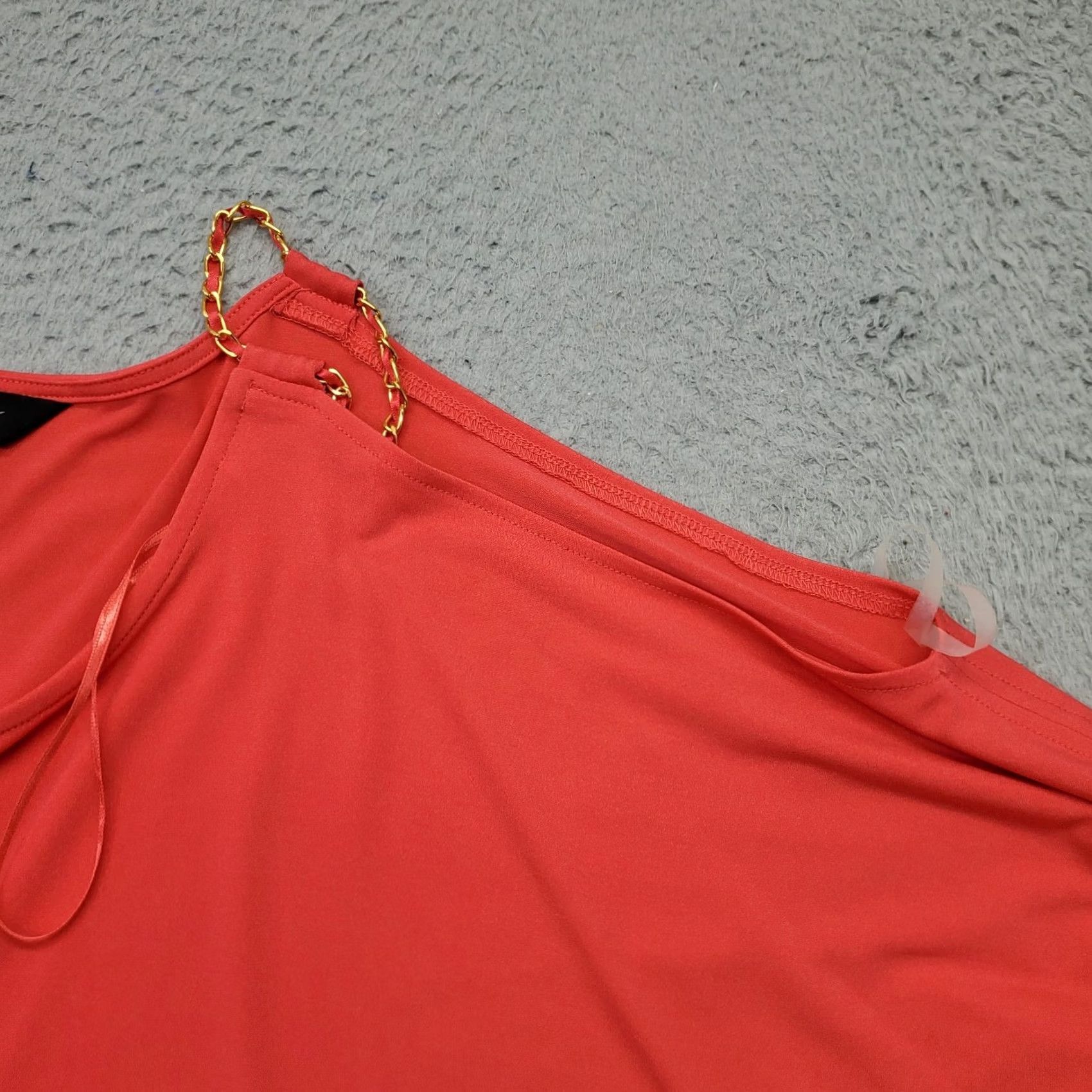 Vintage Thalia Sodi Blouse Womens XL Red Cold-Shoulder Sleeve Pullover Gold Chain Strap Knit Shirt Size XL / US 12-14 / IT 48-50 - 6 Thumbnail