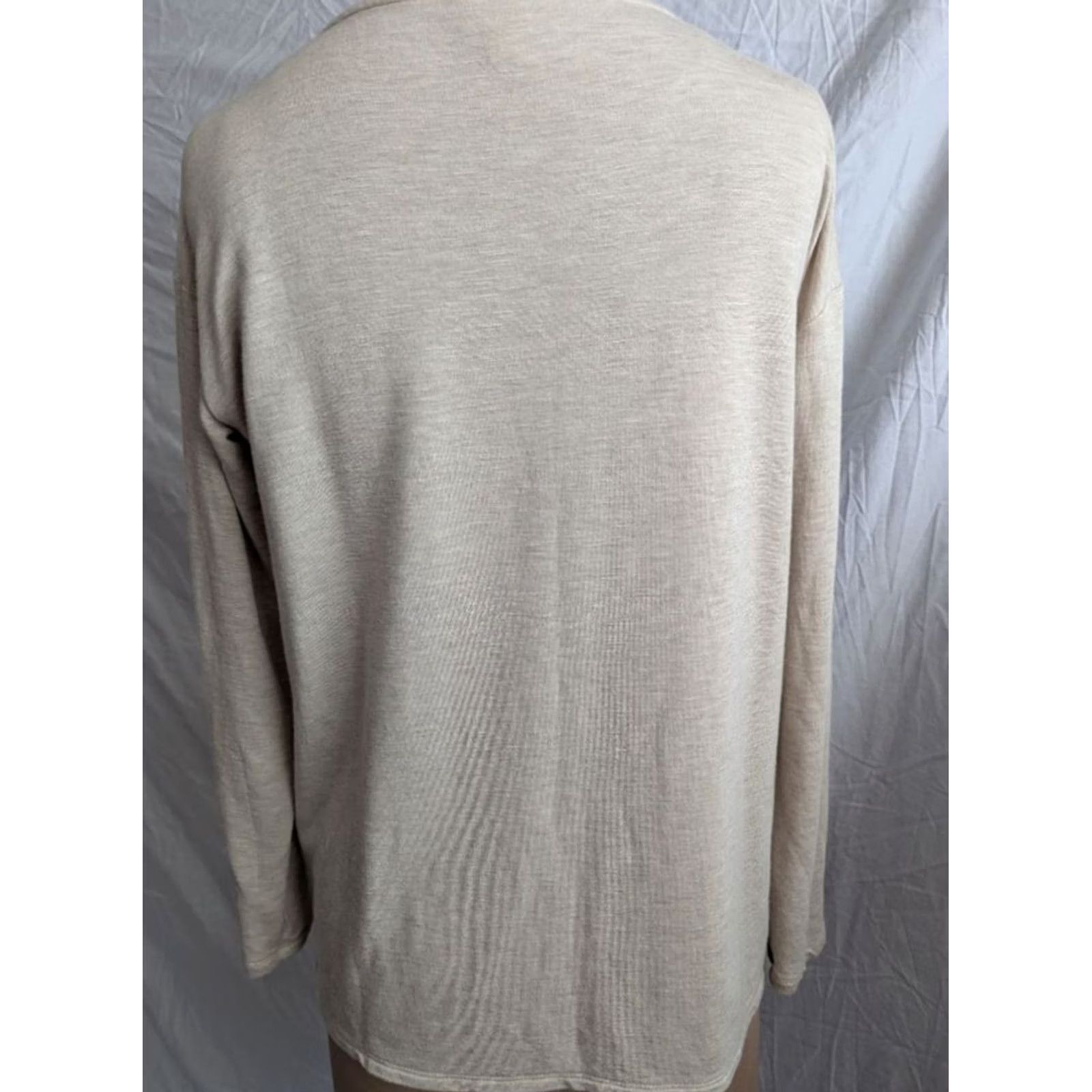 Buttero Pure Jill Butter Soft Top Women's XS Leaf Print Button Detail Size XS / US 0-2 / IT 36-38 - 3 Thumbnail