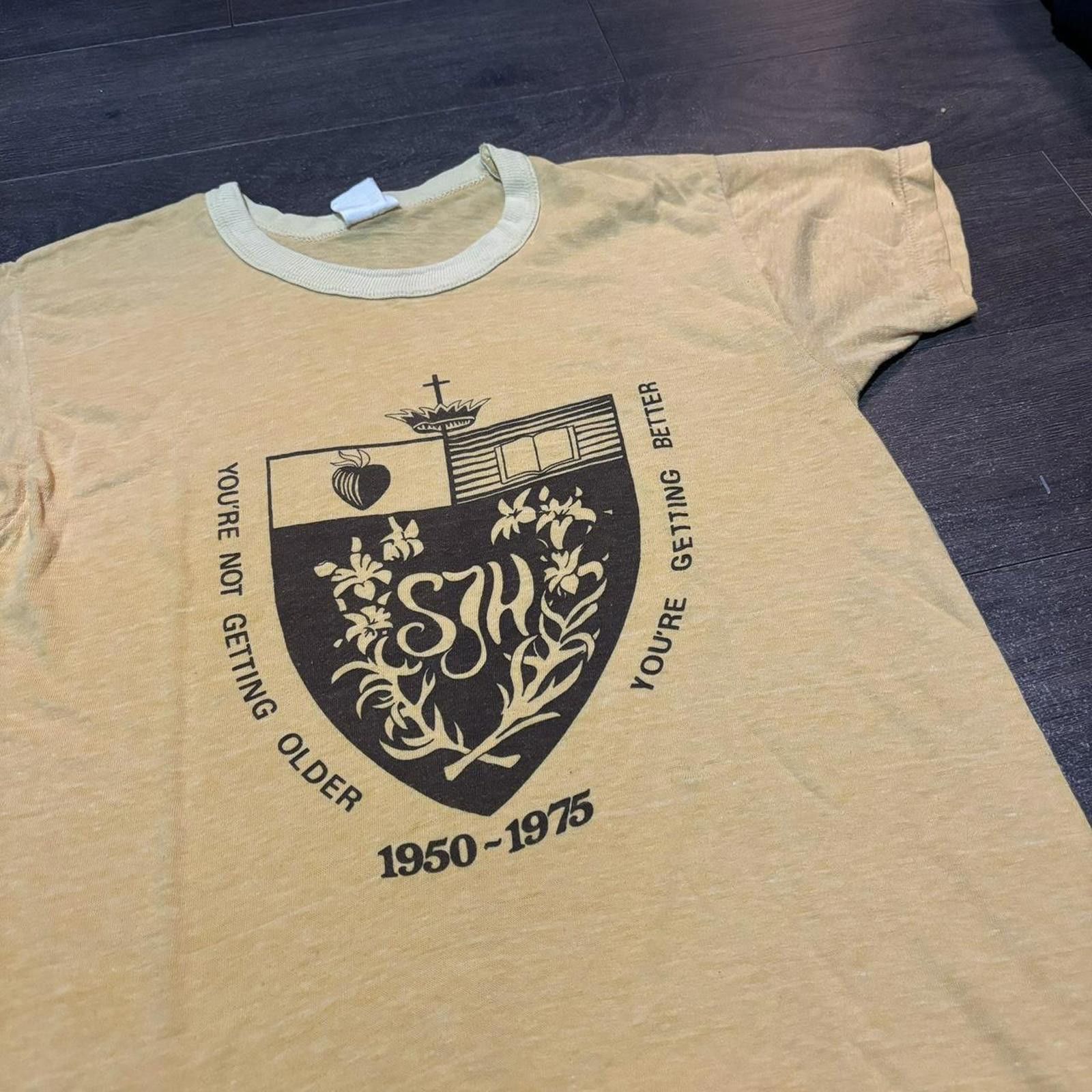 Fruit Of The Loom Vintage not getting older you’re getting better t shirt 1975 Size US S / EU 44-46 / 1 - 1 Thumbnail