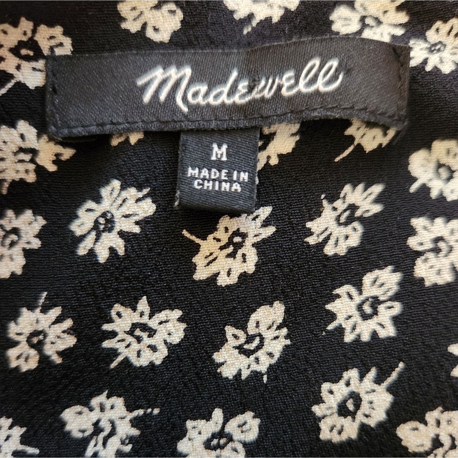 Madewell Madewell Tie Sleeve Button Down V Neck Viscose Top Medium Size M / US 6-8 / IT 42-44 - 8 Thumbnail
