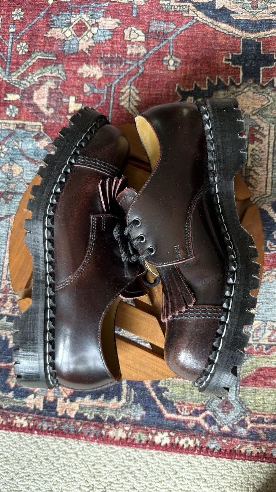 Solovair Solovair Gibson Men's Burgundy Rub-Off Hi-Shine Derby Shoes Size US 8 / EU 41 - 5 Thumbnail