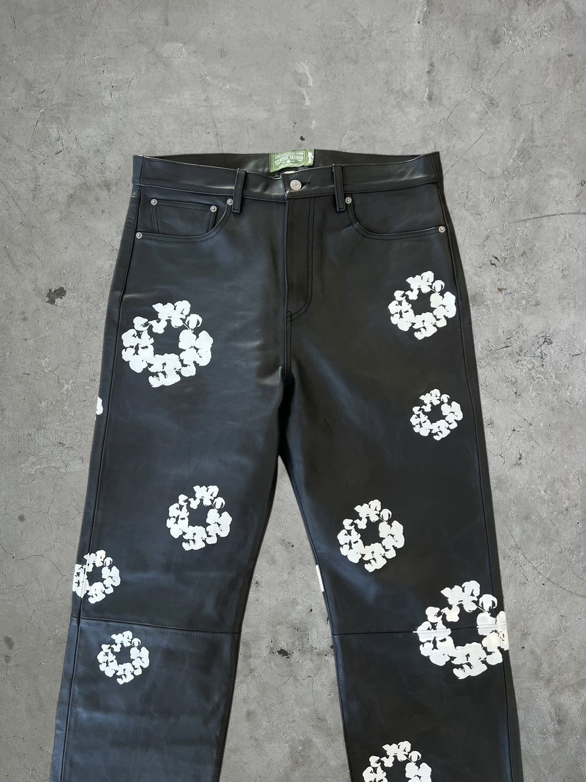 DENIM TEARS × Levi's Denim Tears Leather Levis Pants Size US 36 / EU 52 - 4 Thumbnail