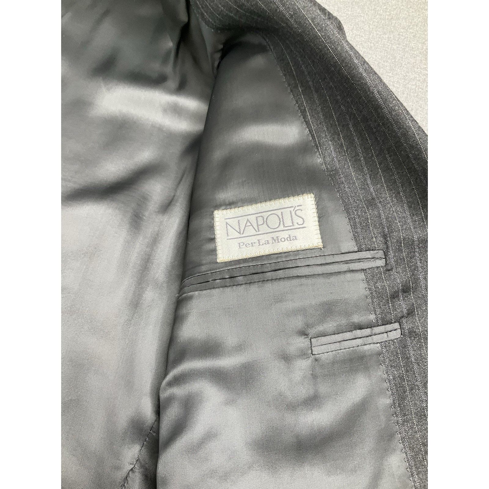 Canali Canali Italy Black suit -AL13290/38 Size IT 54 / US 44R Size 44R - 13 Thumbnail