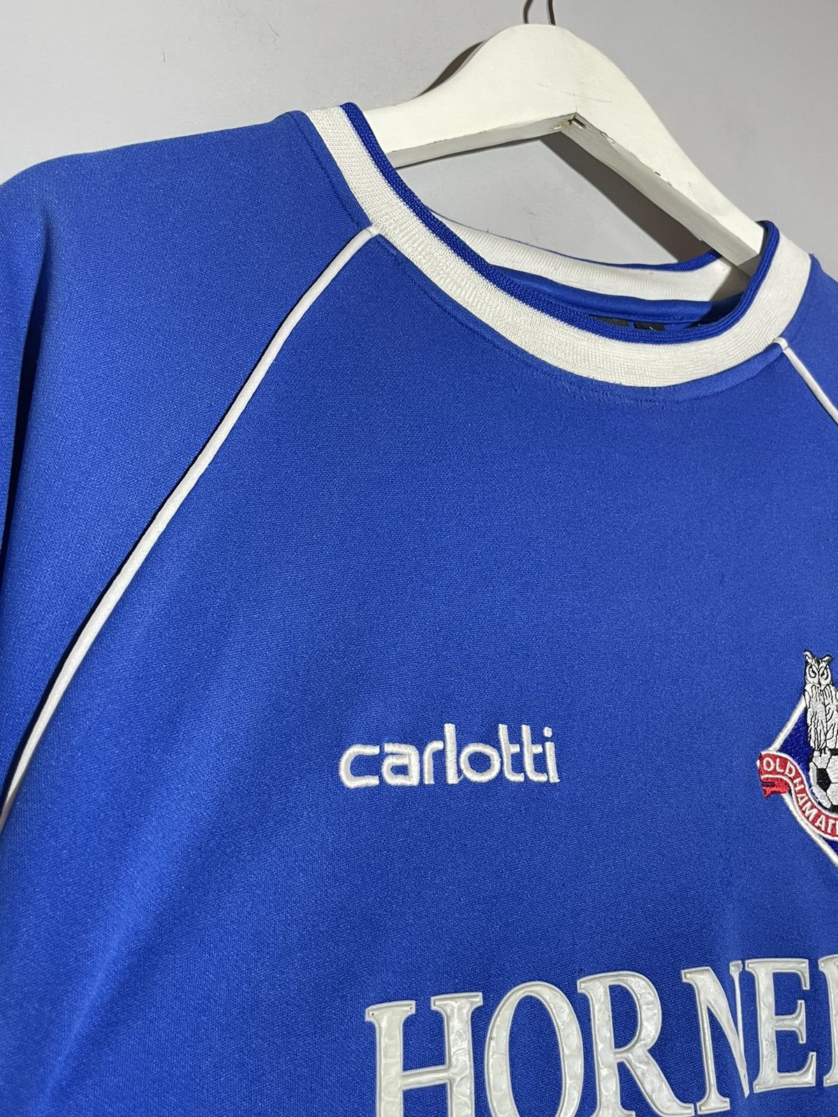 Vintage Oldham Athletic Carlotti 2004/05 Home Vintage Football Shirt Size US L / EU 52-54 / 3 - 5 Thumbnail