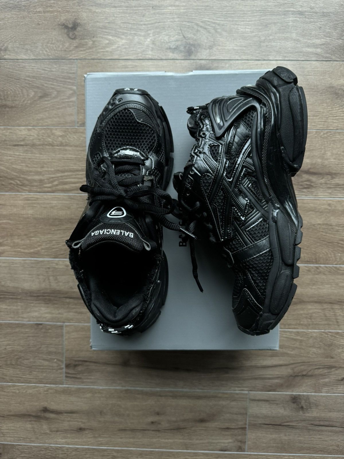 Balenciaga BALENCIAGA BLACK RUNNERS WITH BOX Size US 10 / EU 43 - 4 Thumbnail
