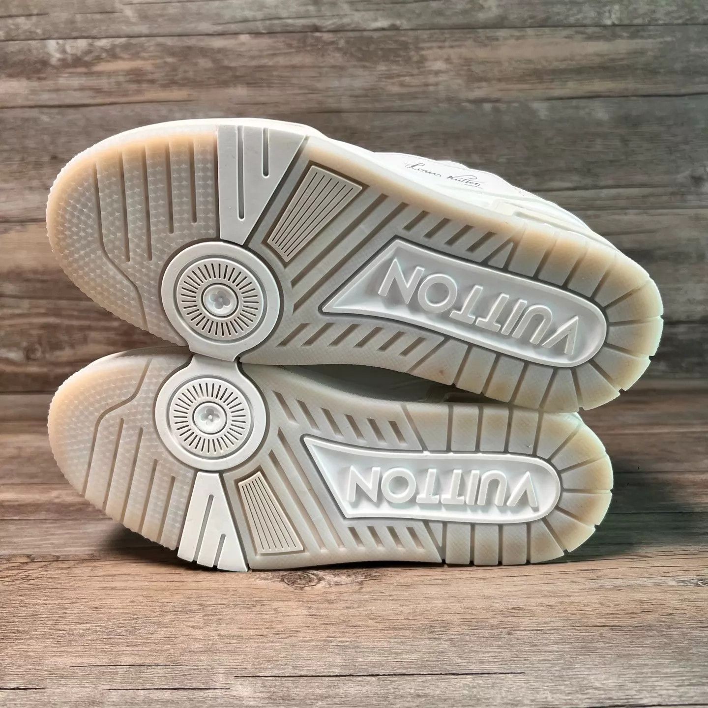 Louis Vuitton LV Trainer Women's 36 White Cement 97 New Size US 5.5 / IT 35.5 - 6 Thumbnail