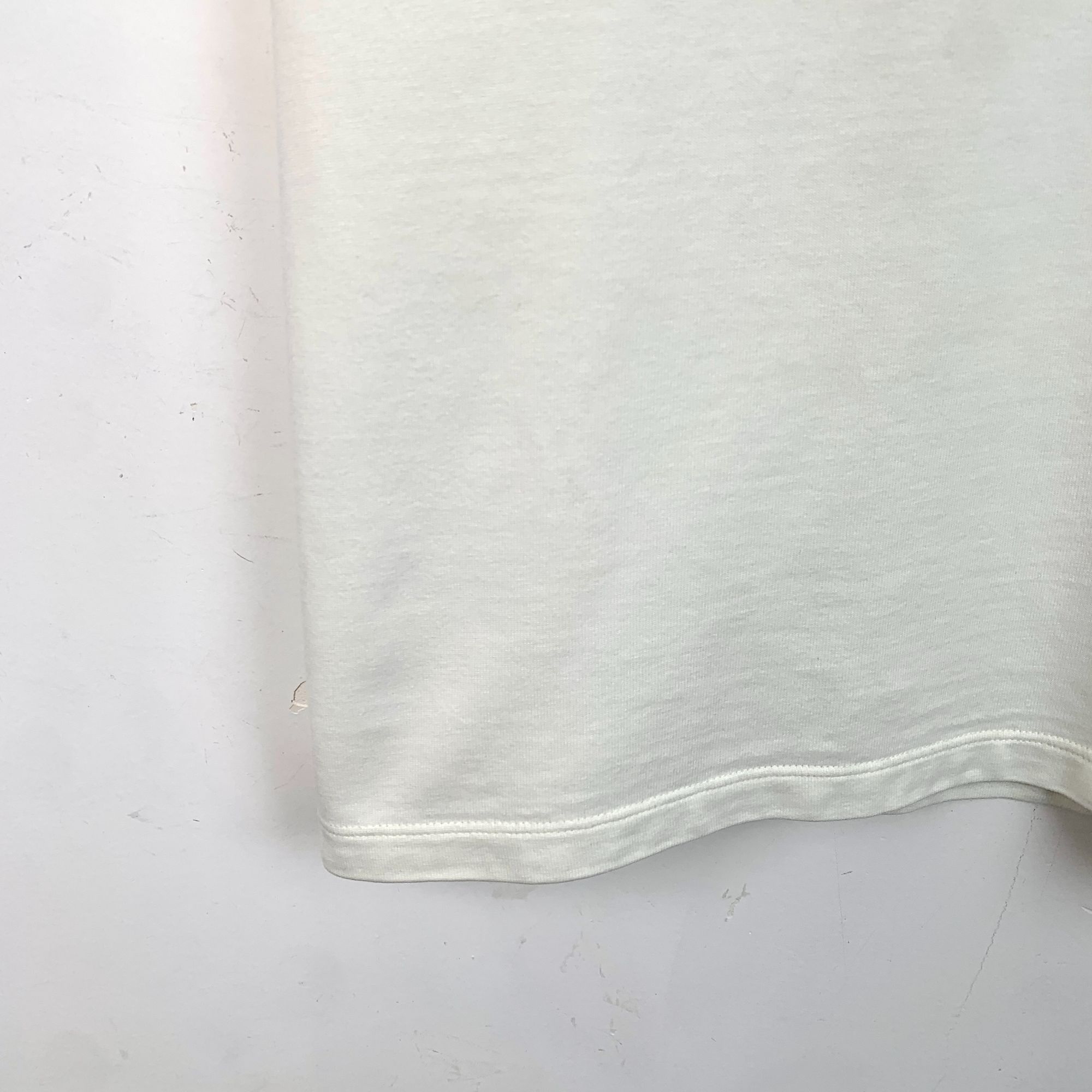 Gucci Gucci White Logo Printed Round Neck Short-Sleeved T-Shirt XS Size XS / US 0-2 / IT 36-38 - 4 Thumbnail