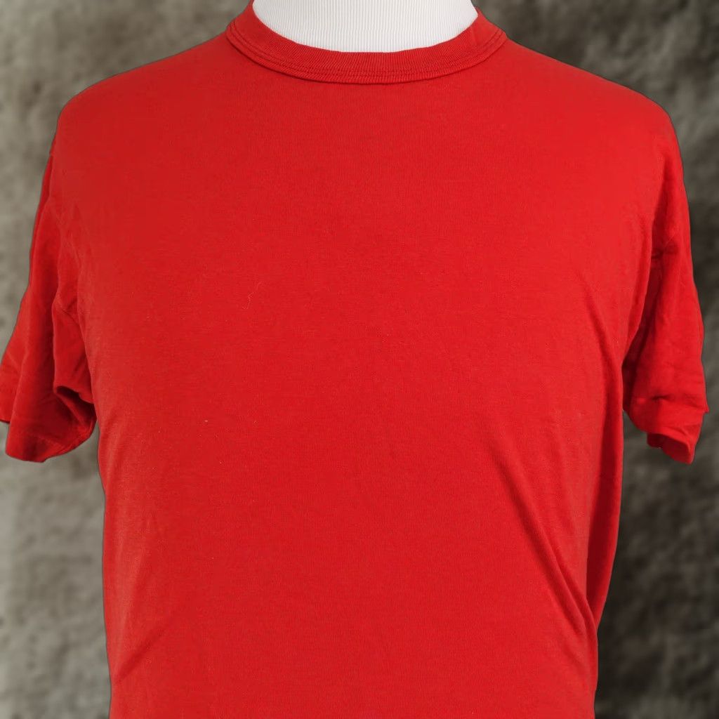 Russell Athletic VINTAGE Russell Athletic T-Shirt Unisex Adult L Red Single Stitch Plain Blank Crew Neck Short Sleeve 100% Cotton Mens Womens Girls Boys Size US L / EU 52-54 / 3 - 1 Thumbnail