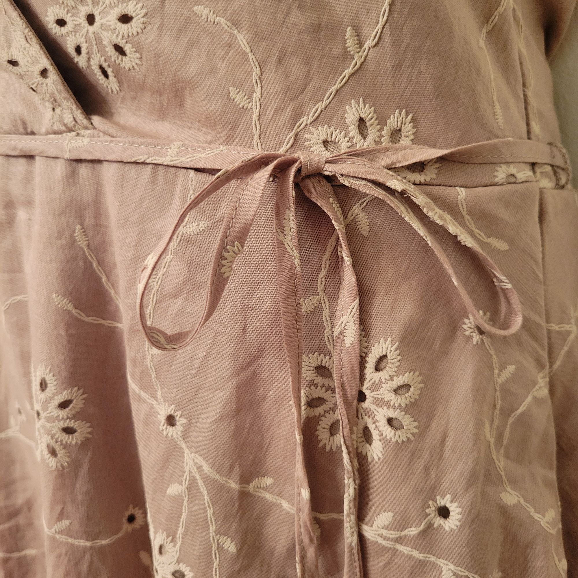 Joie Joie Halter Dress 10 Embroidered Floral Midi Summer Pockets Size L / US 10 / IT 46 - 5 Thumbnail