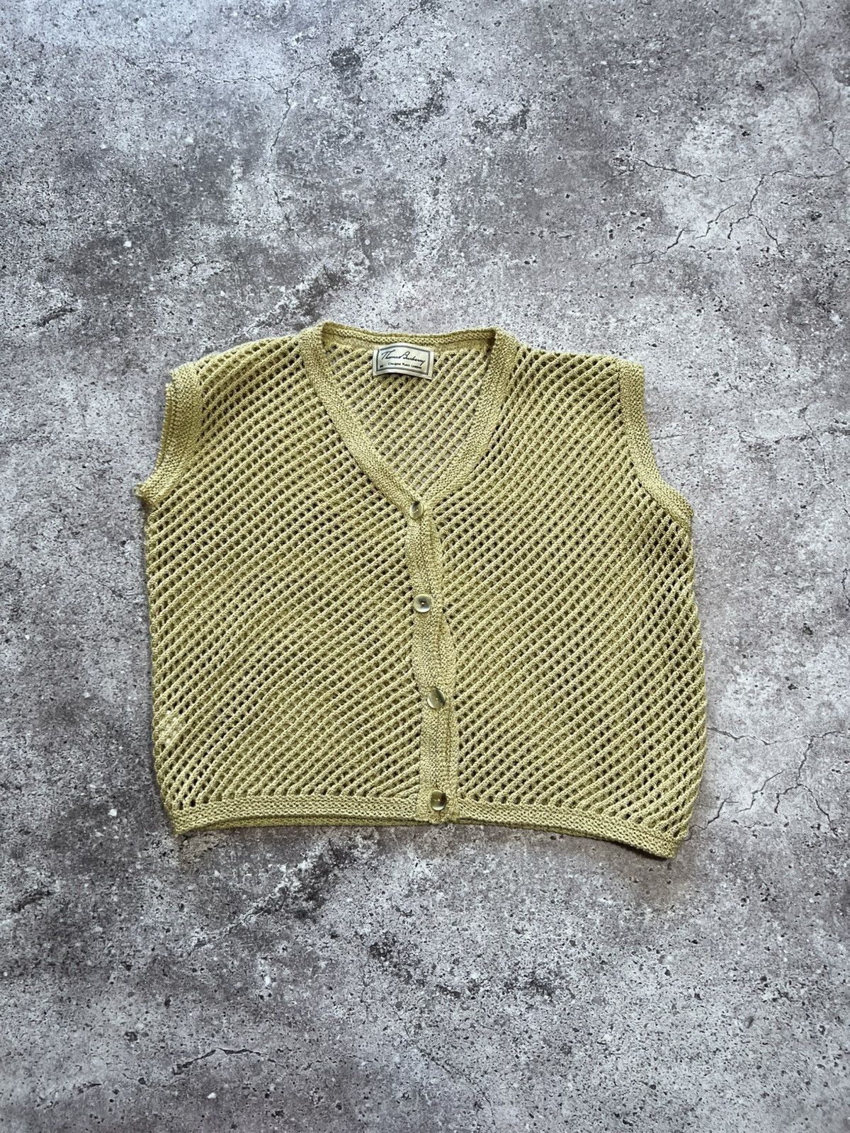 Burberry × Vintage Vintage Thomas Burberry Knitted Vest Size US S / EU 44-46 / 1 - 1 Thumbnail