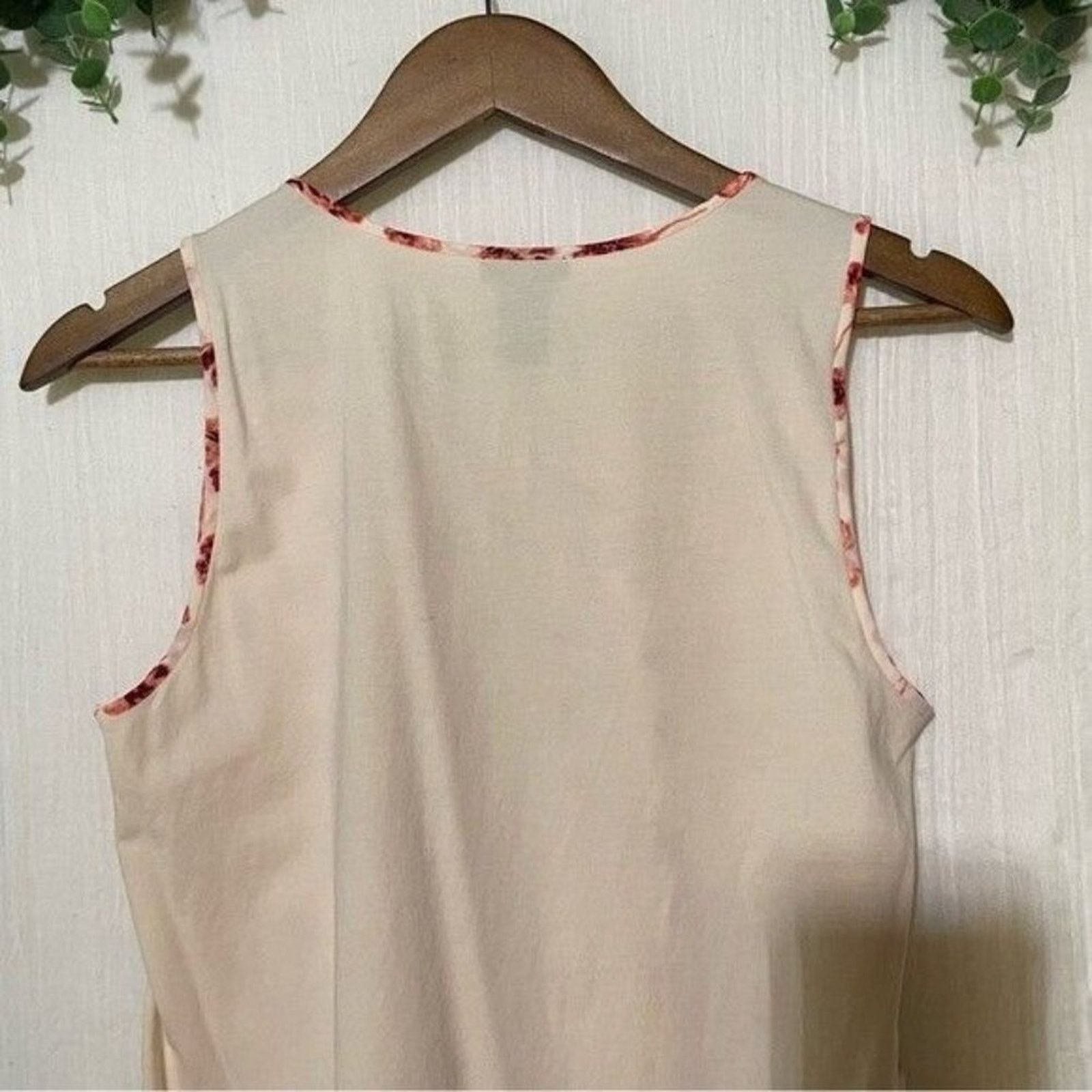 Ann Taylor Ann Taylor Shirt Sleeveless Blouse Tank Floral Small Size S / US 4 / IT 40 - 6 Thumbnail