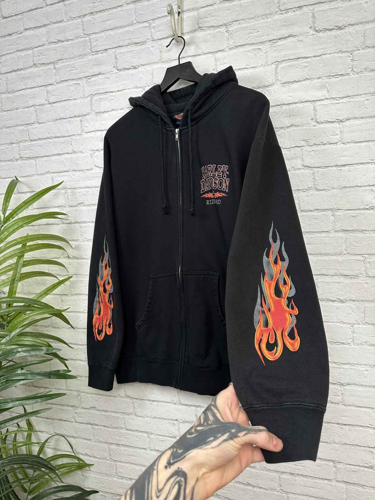 Harley Davidson (XL) SICK FLAMES Harley Davidson Zip Up Hoodie Size US XL / EU 56 / 4 - 1 Thumbnail