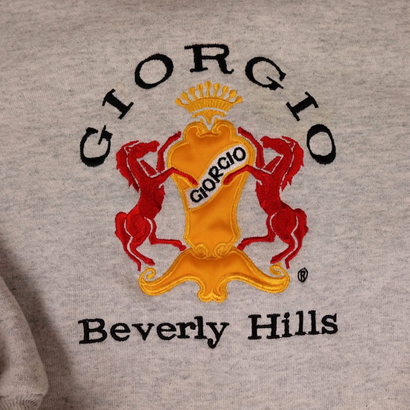Vintage VINTAGE Giorgio Beverly Hills Sweatshirt Womens L Gray Horse Crest Collared Pullover Size L / US 10 / IT 46 - 5 Thumbnail