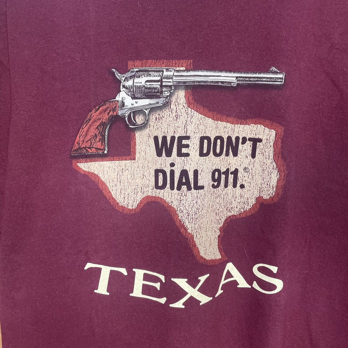 Gildan Vintage Y2K We Don't Dial 911 Tee Size US L / EU 52-54 / 3 - 2 Thumbnail