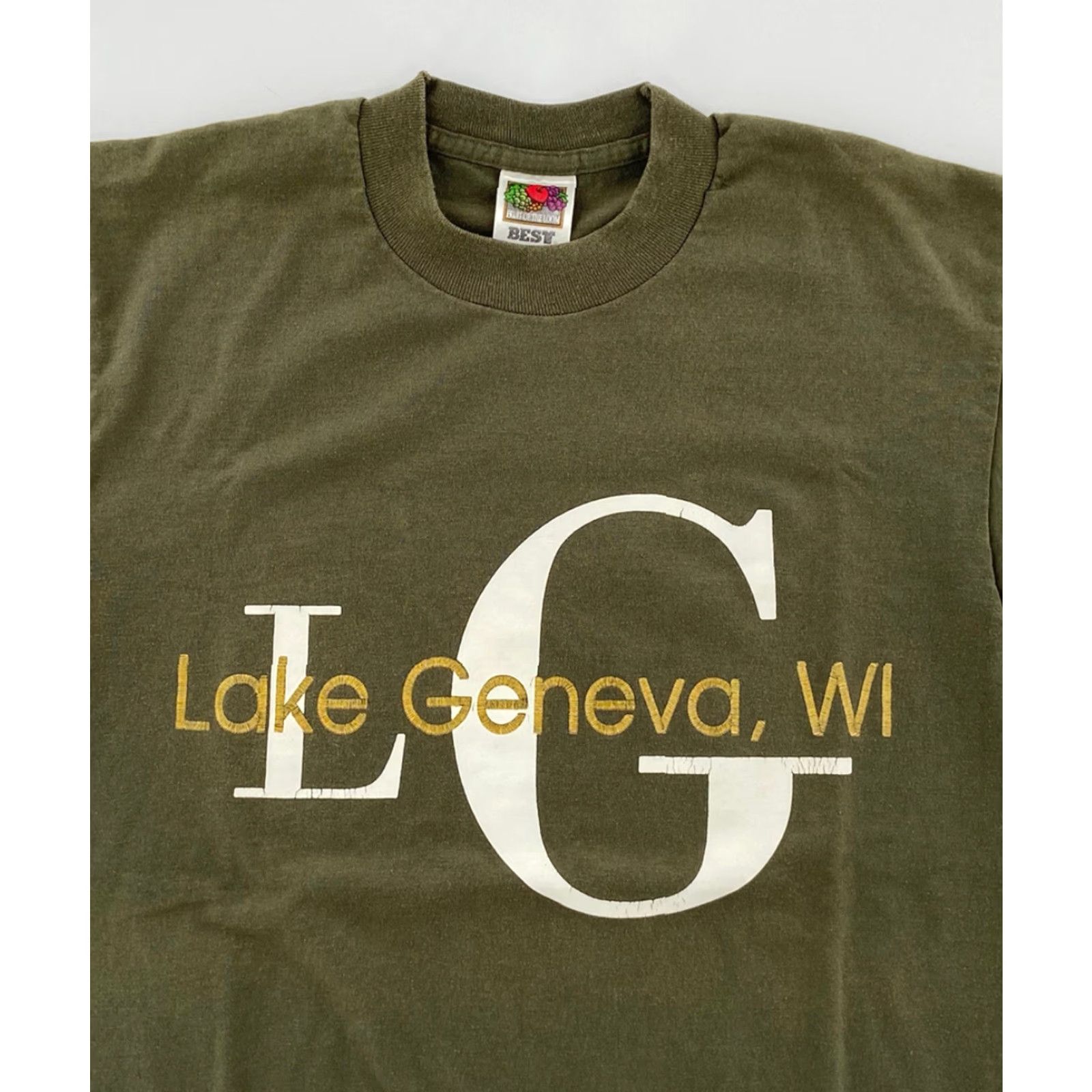 Fruit Of The Loom VINTAGE Fruit of the Loom Lake Geneva WI Crewneck Shirt Adult Medium Olive Green Double-Sided Print 90s City USA Mens Size US M / EU 48-50 / 2 - 3 Thumbnail