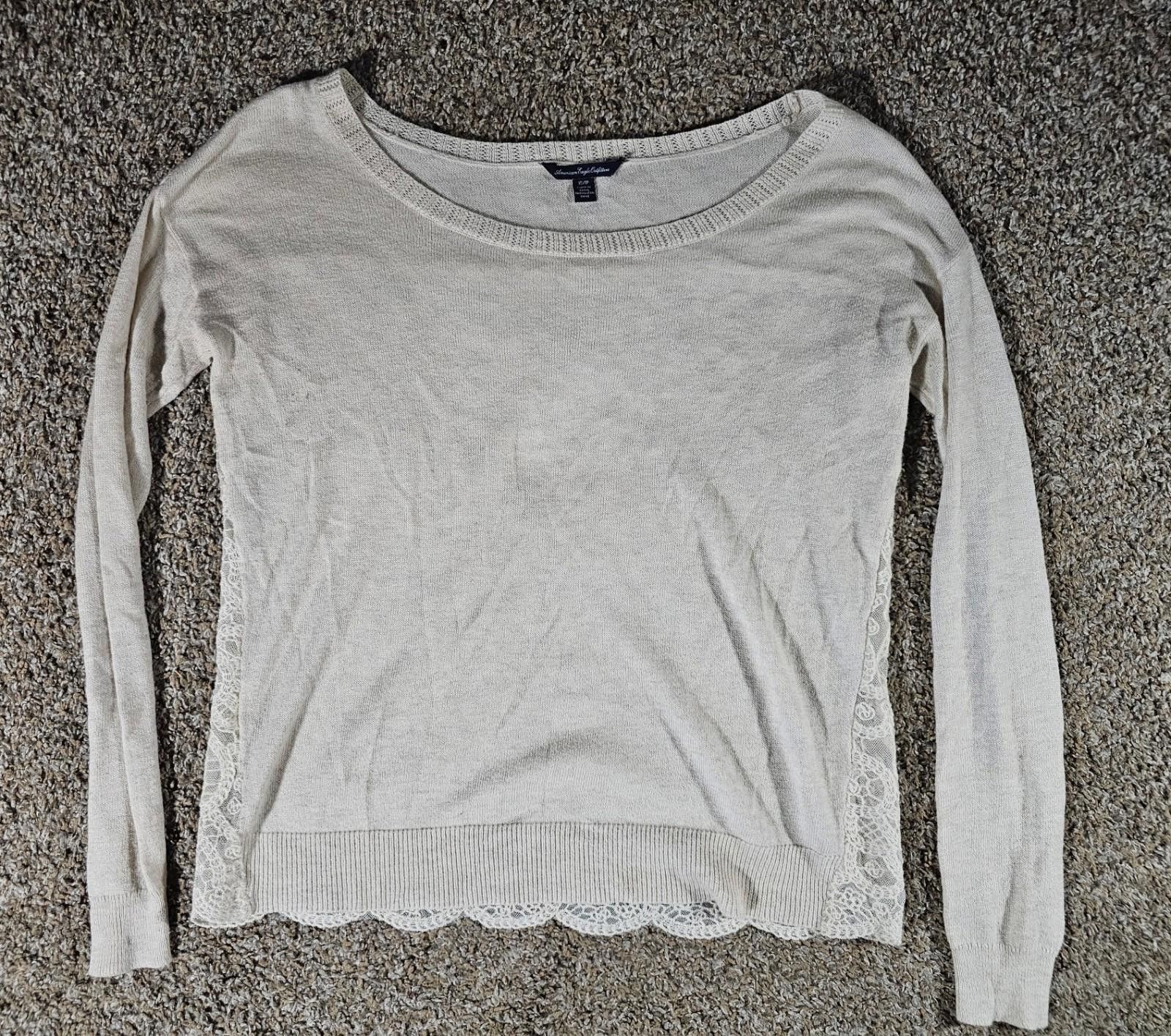 American Eagle Outfitters American Eagle Doiley XS Beige LS shirt Size XS / US 0-2 / IT 36-38 - 1 Thumbnail
