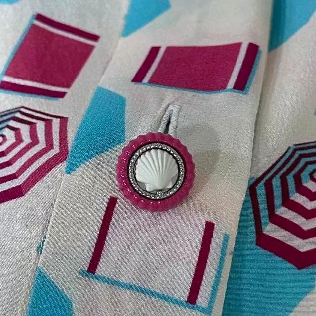 Chanel Chanel Show 19c beach series silk shirt Size XS / US 0-2 / IT 36-38 - 4 Thumbnail